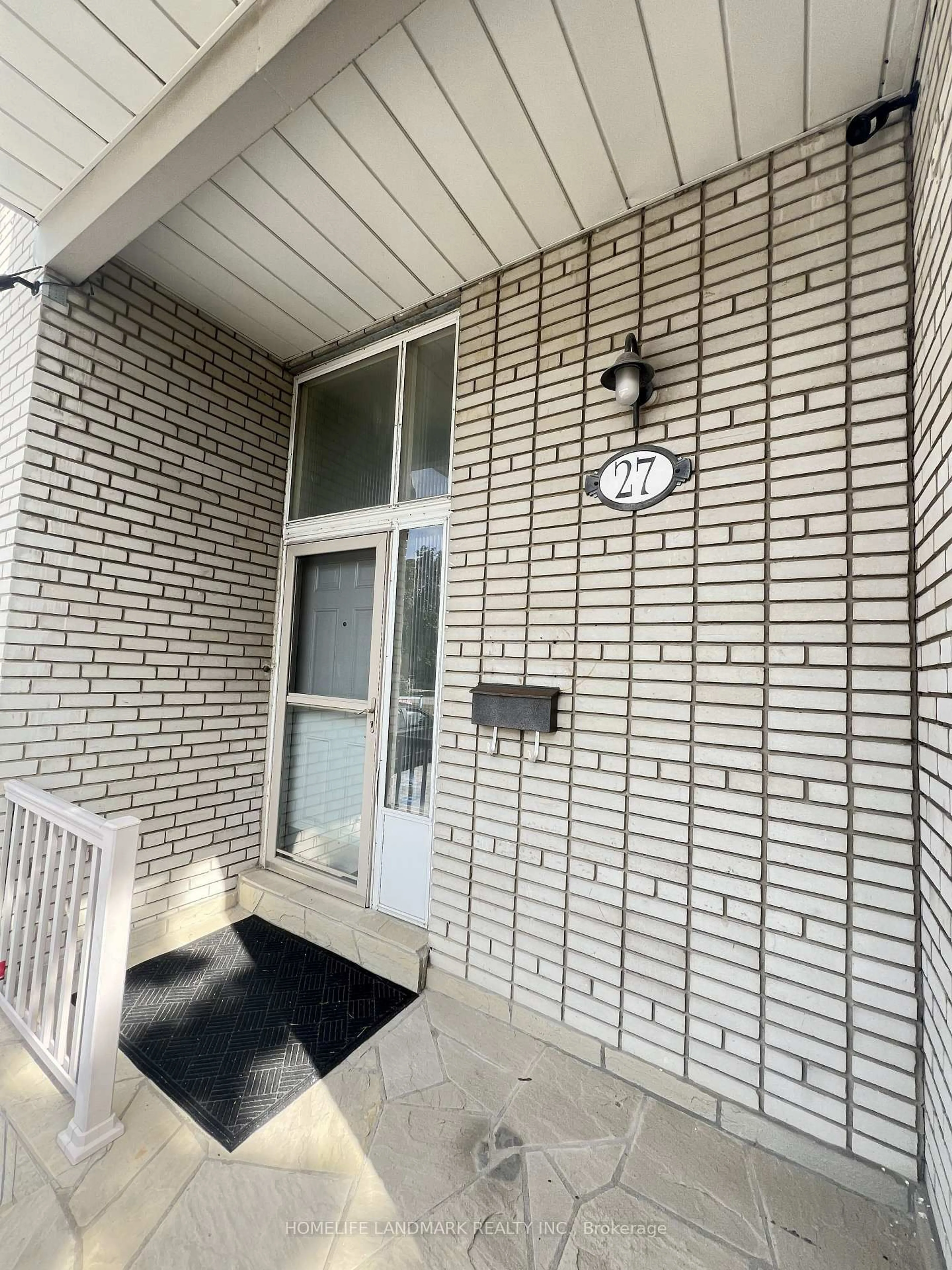Unknown for 27 Tillplain Rd, Toronto Ontario M3H 5R1