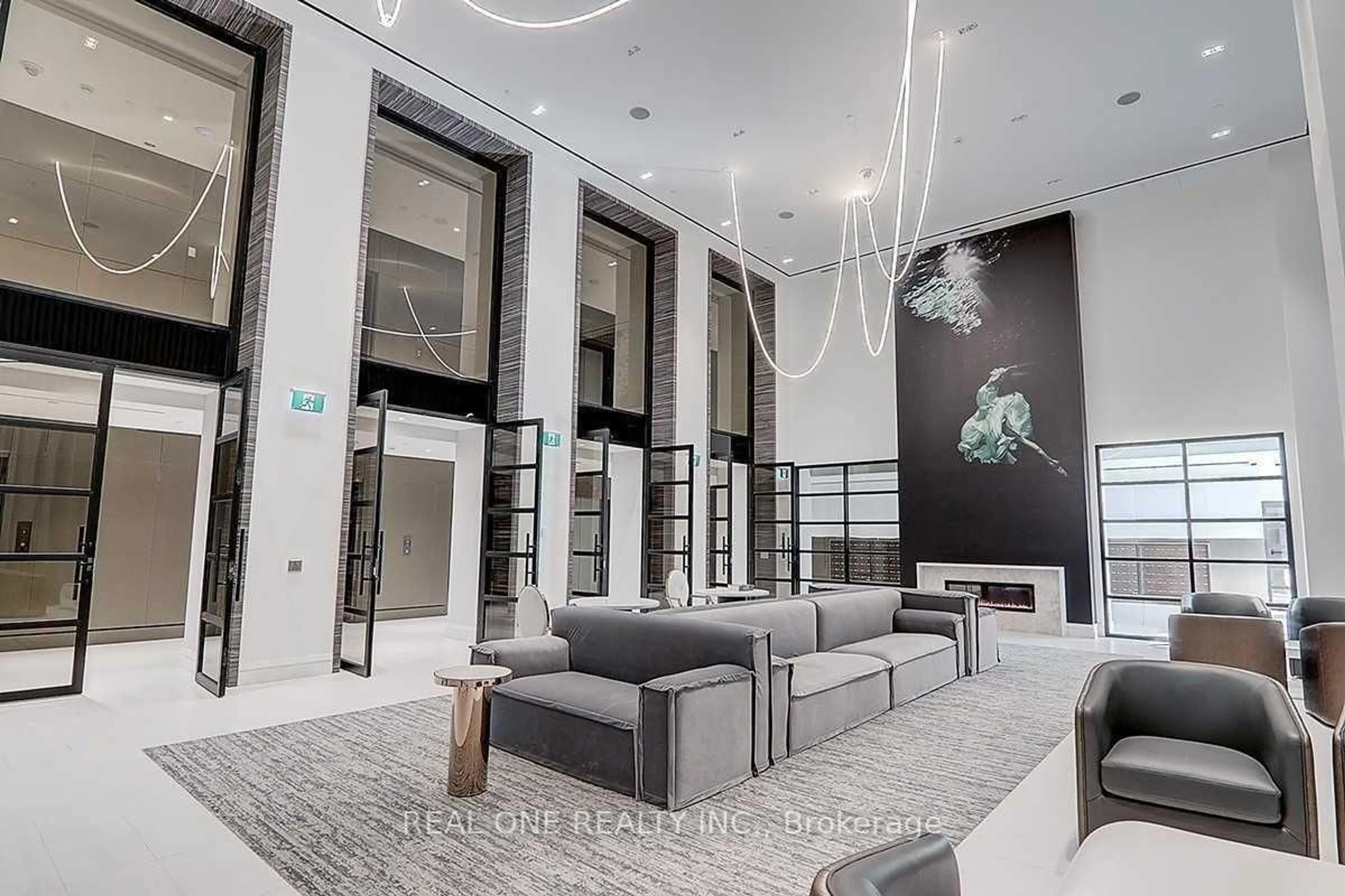 Lobby for 39 Roehampton Ave #1709, Toronto Ontario M4P 1P9