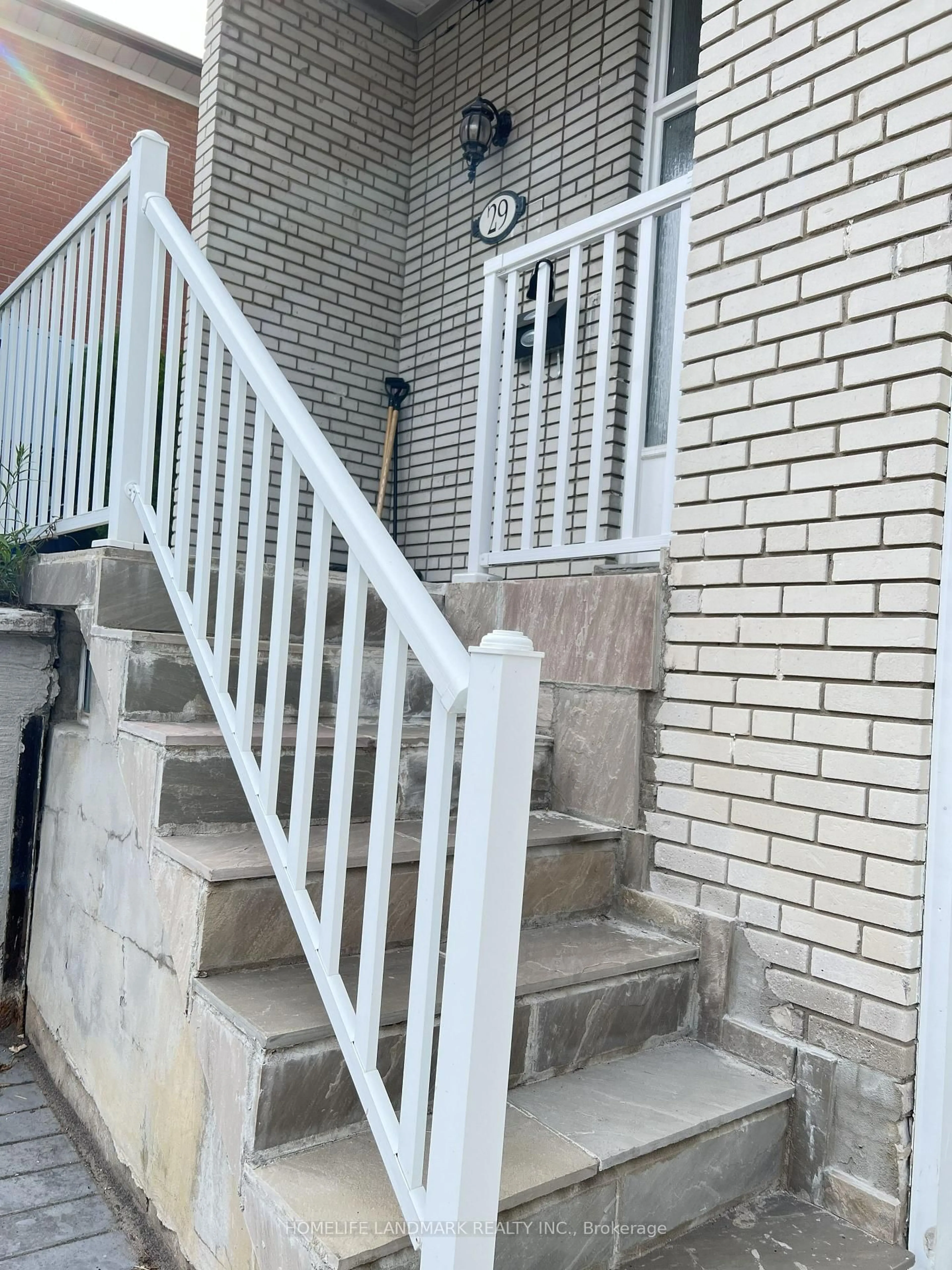 Stairs for 29 Tillplain Rd, Toronto Ontario M3H 5R1