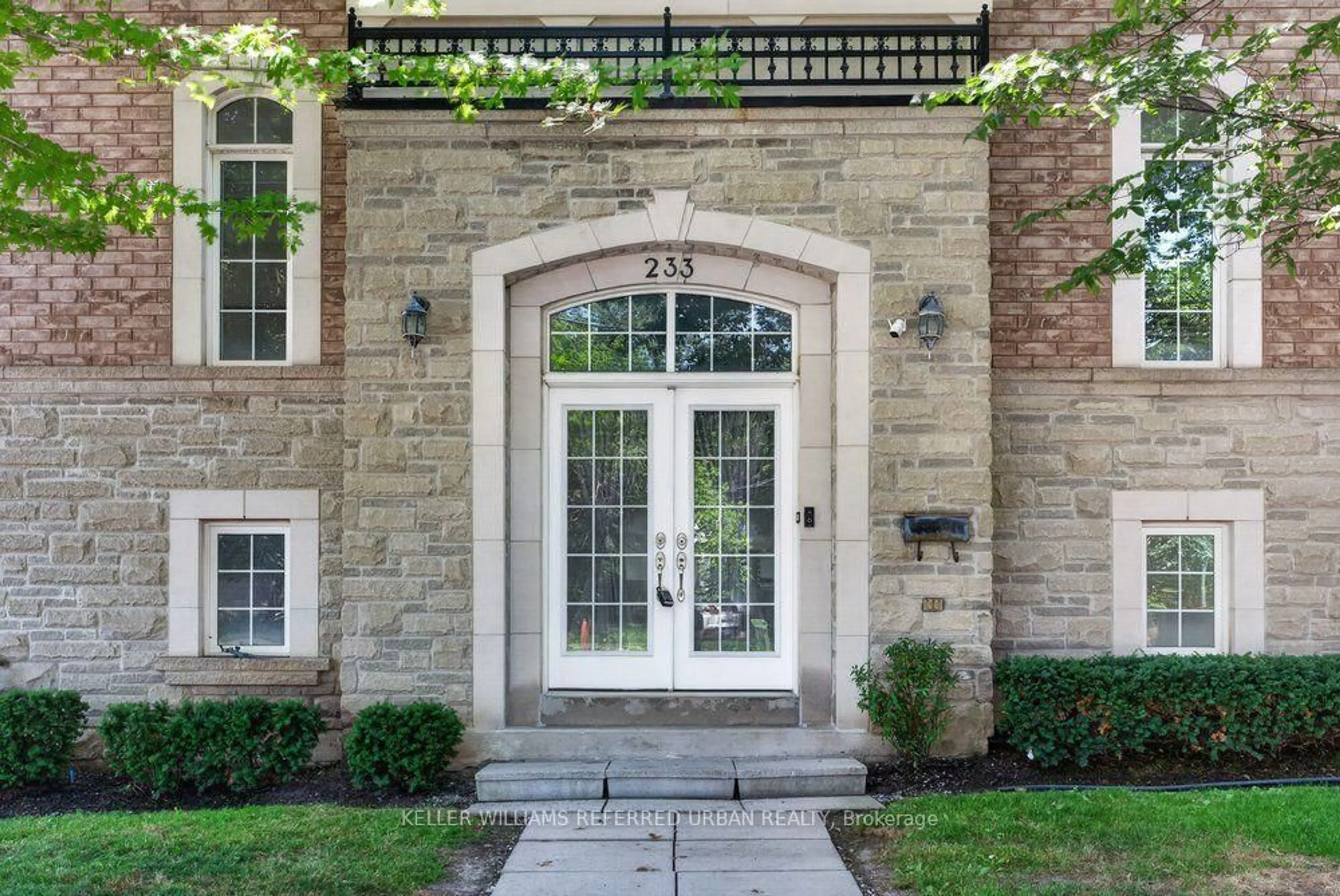Unknown for 233 Finch Ave, Toronto Ontario M2N 4S1