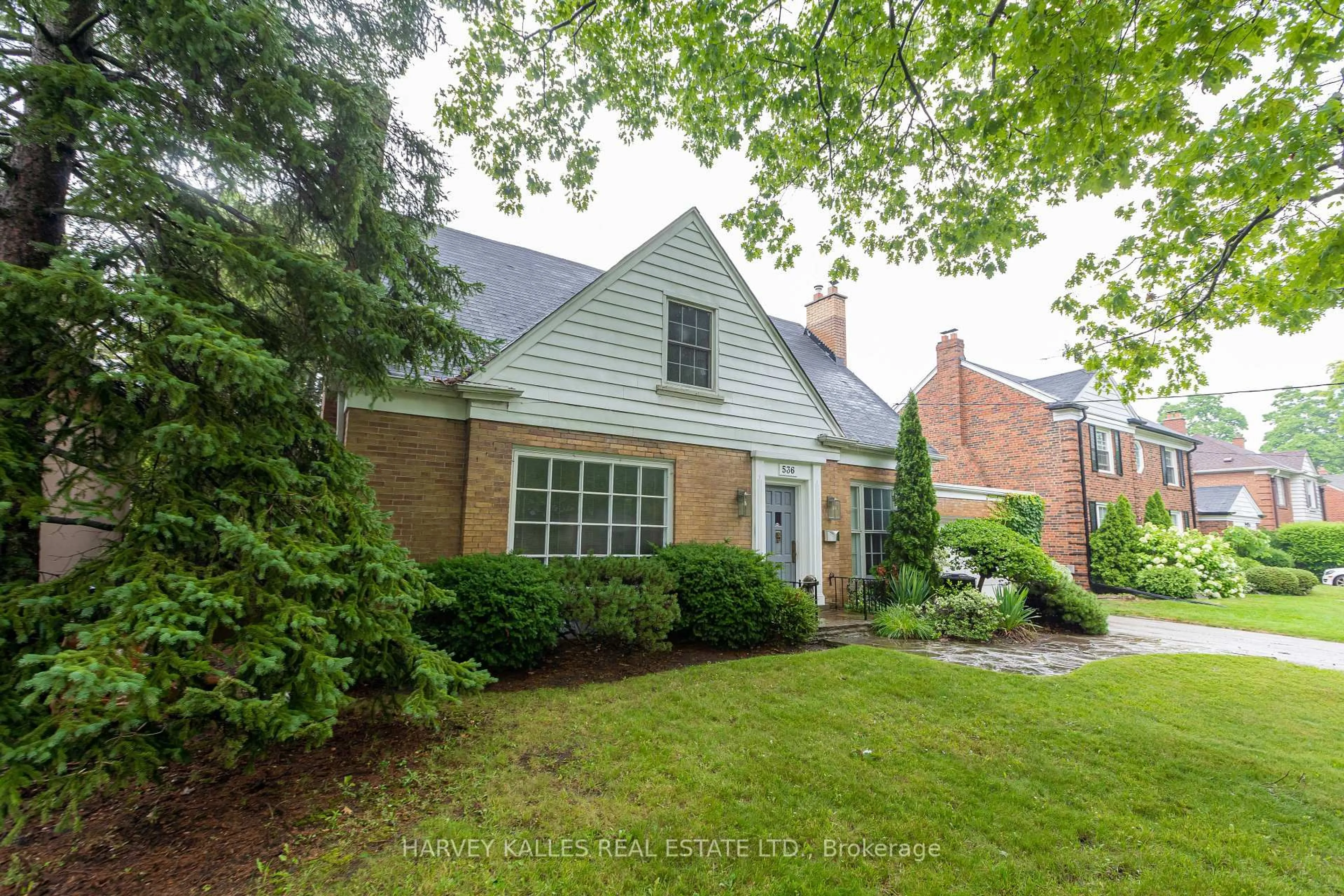 Home with brick exterior material, street for 536 Blythwood Rd, Toronto Ontario M4N 1B3
