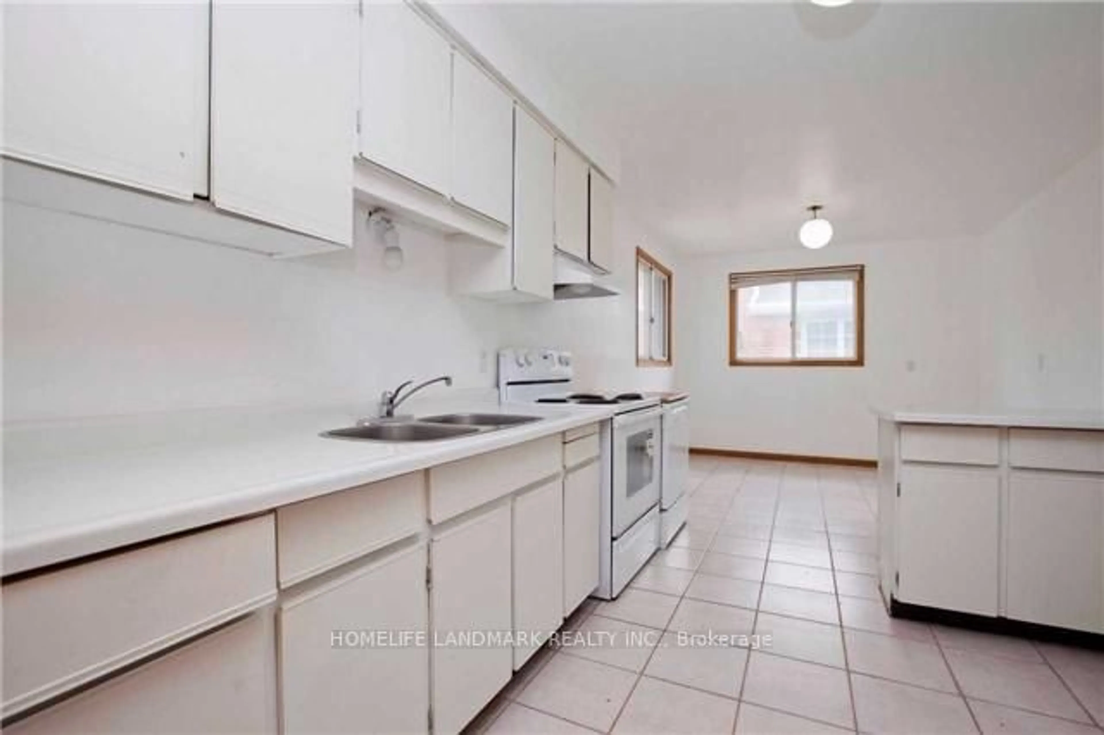 Standard kitchen, ceramic/tile floor for 155 Pleasant View Dr, Toronto Ontario M2J 3R3