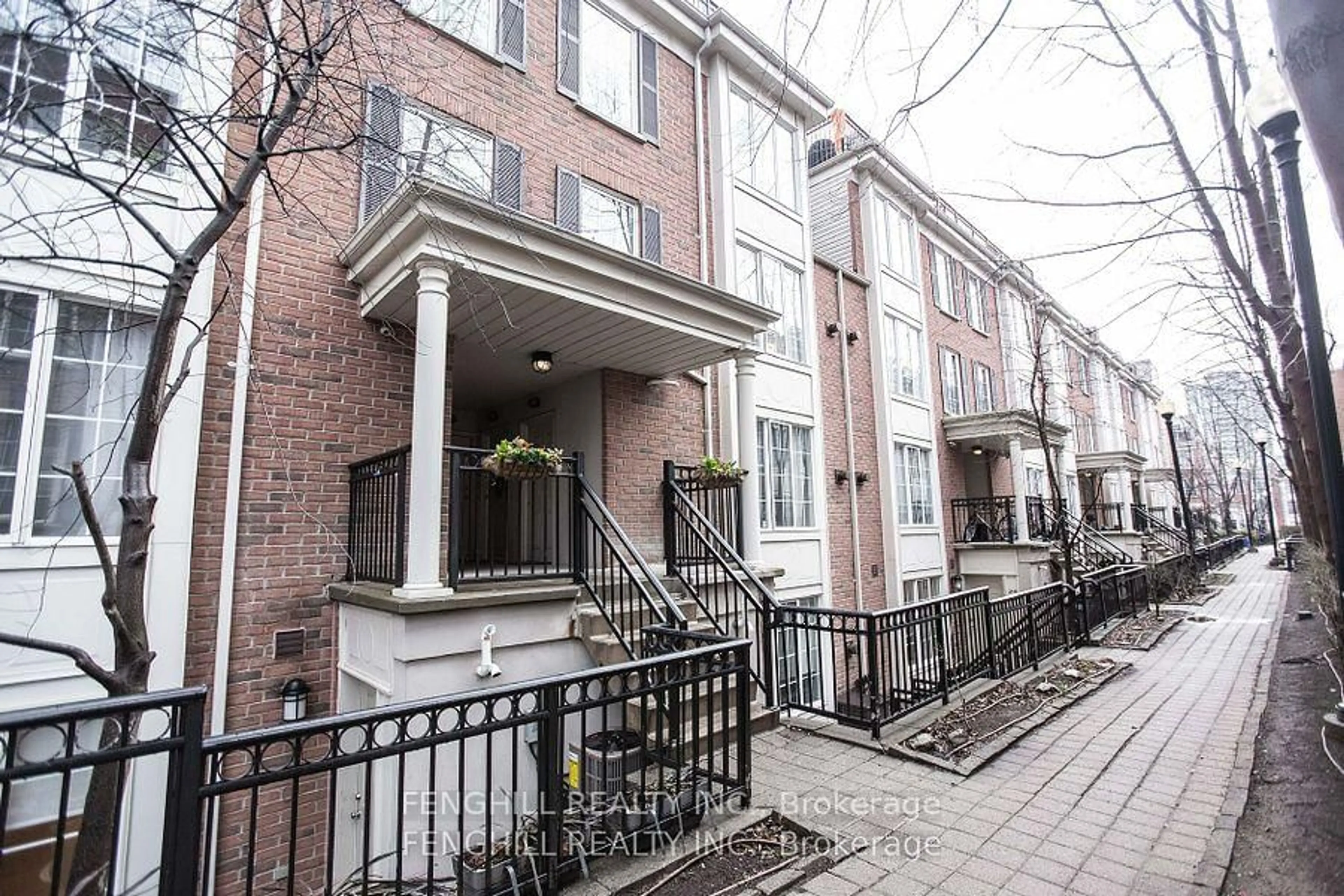Patio, street for 3 Everson Dr #208, Toronto Ontario M2N 7C2