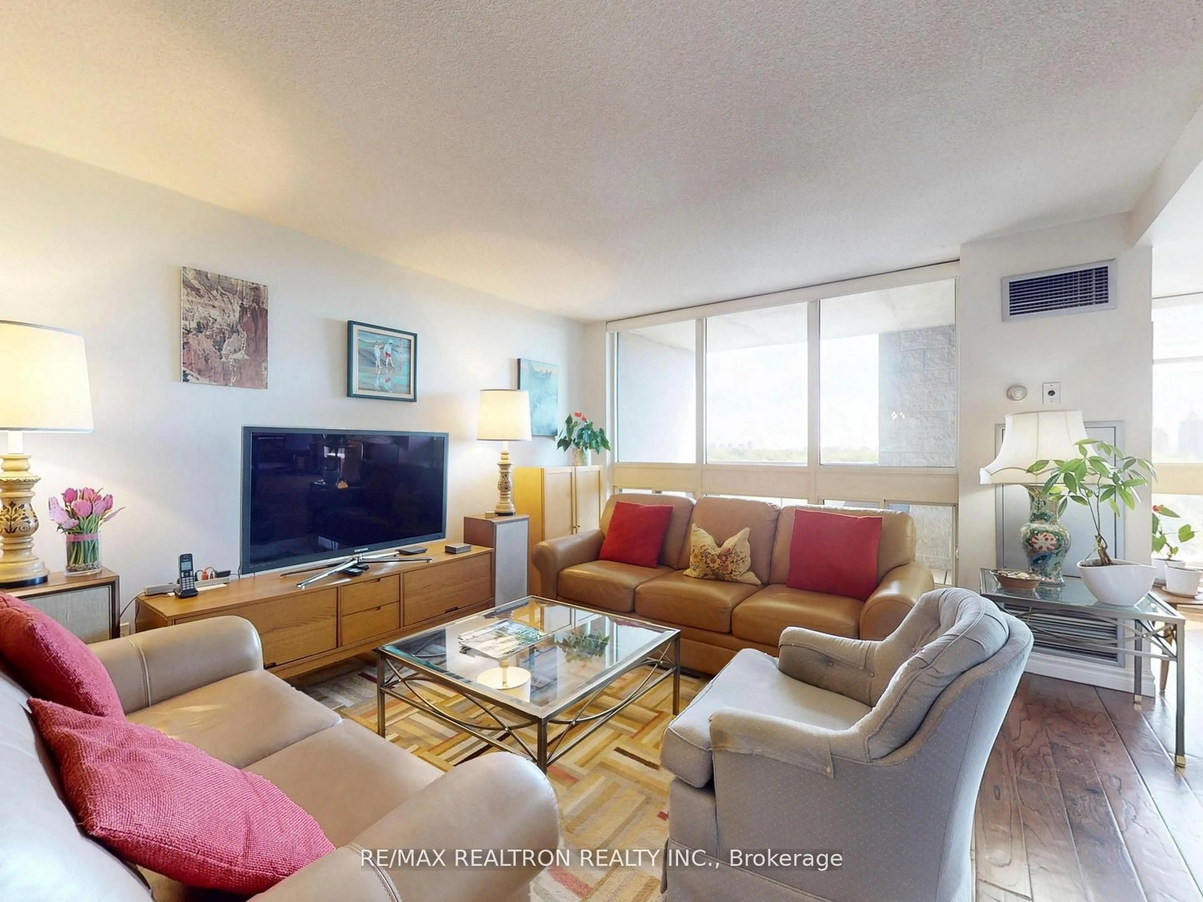 Living room with furniture, unknown for 5 Kenneth Ave #1208, Toronto Ontario M2N 6M7