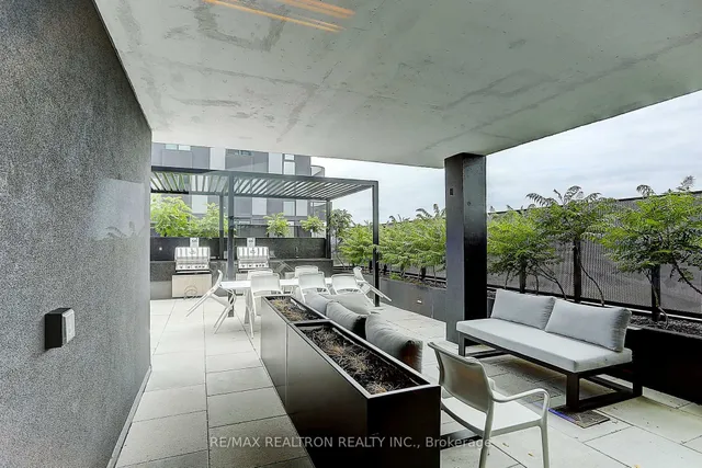 30 Tretti Way #602, Toronto 4