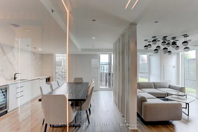30 Tretti Way #602, Toronto 5