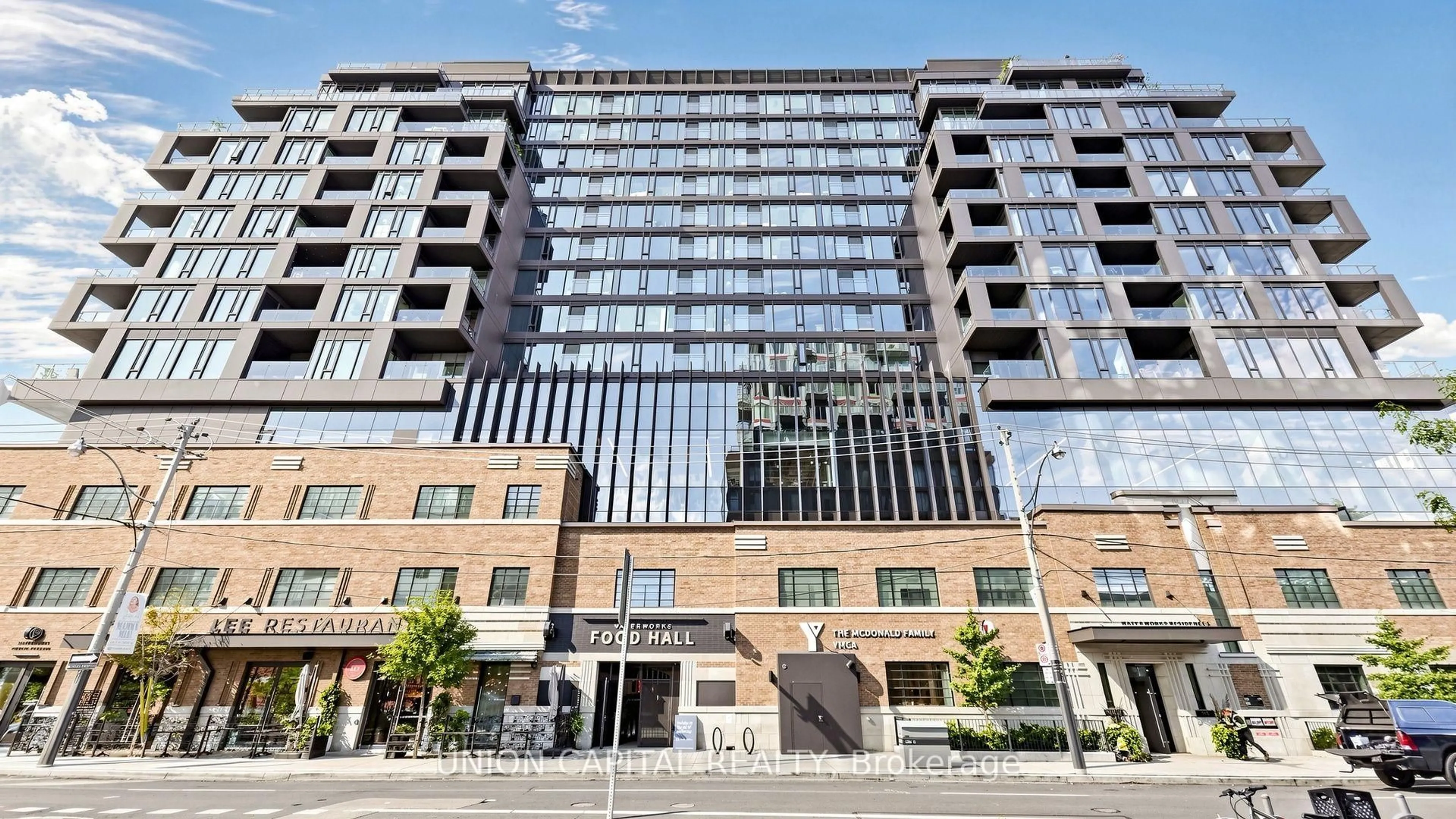 Indoor foyer for 505 Richmond St #714, Toronto Ontario M5V 0P4