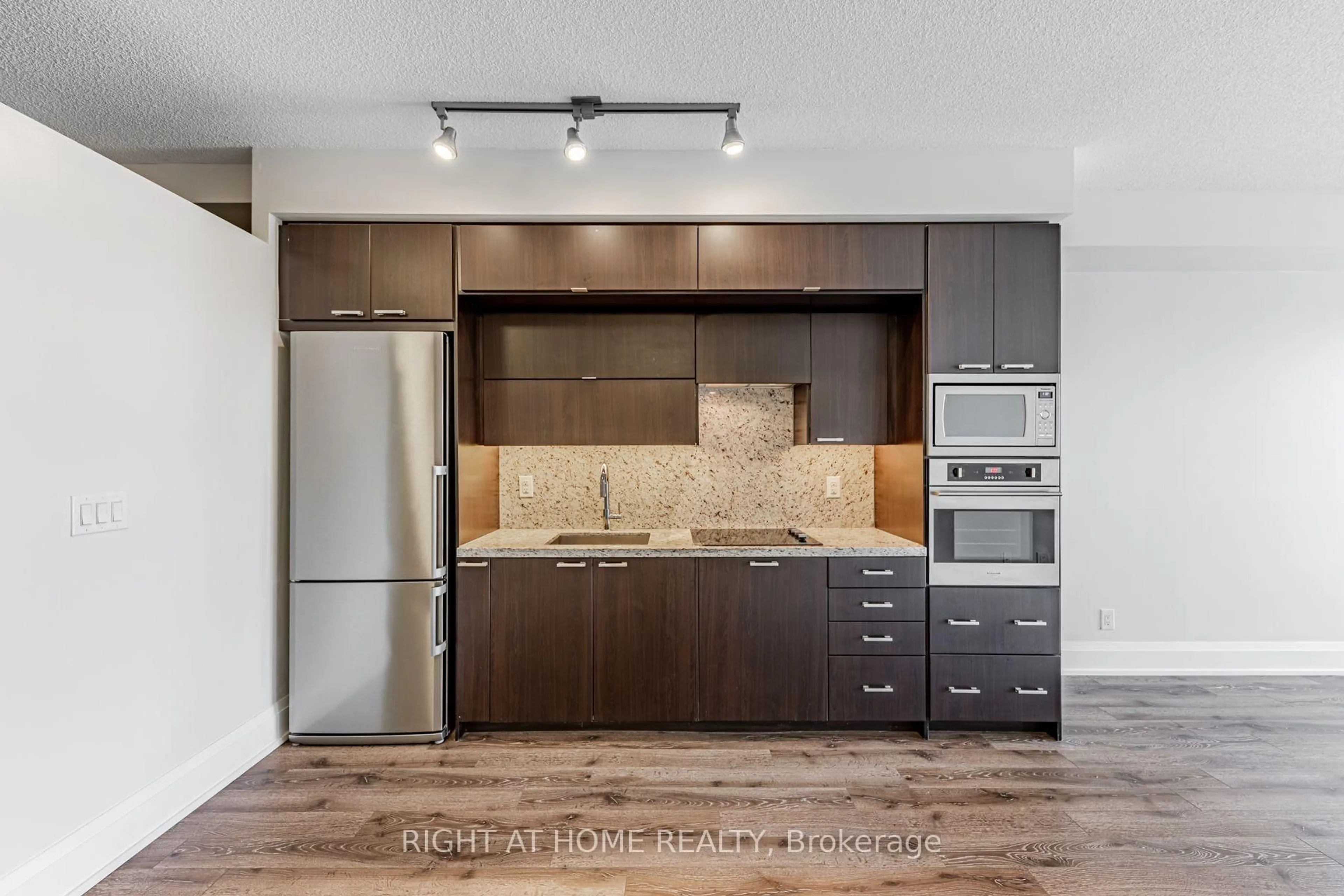 Open concept kitchen, unknown for 120 Harrison Garden Blvd Blvd #521, Toronto Ontario M2N 0C2