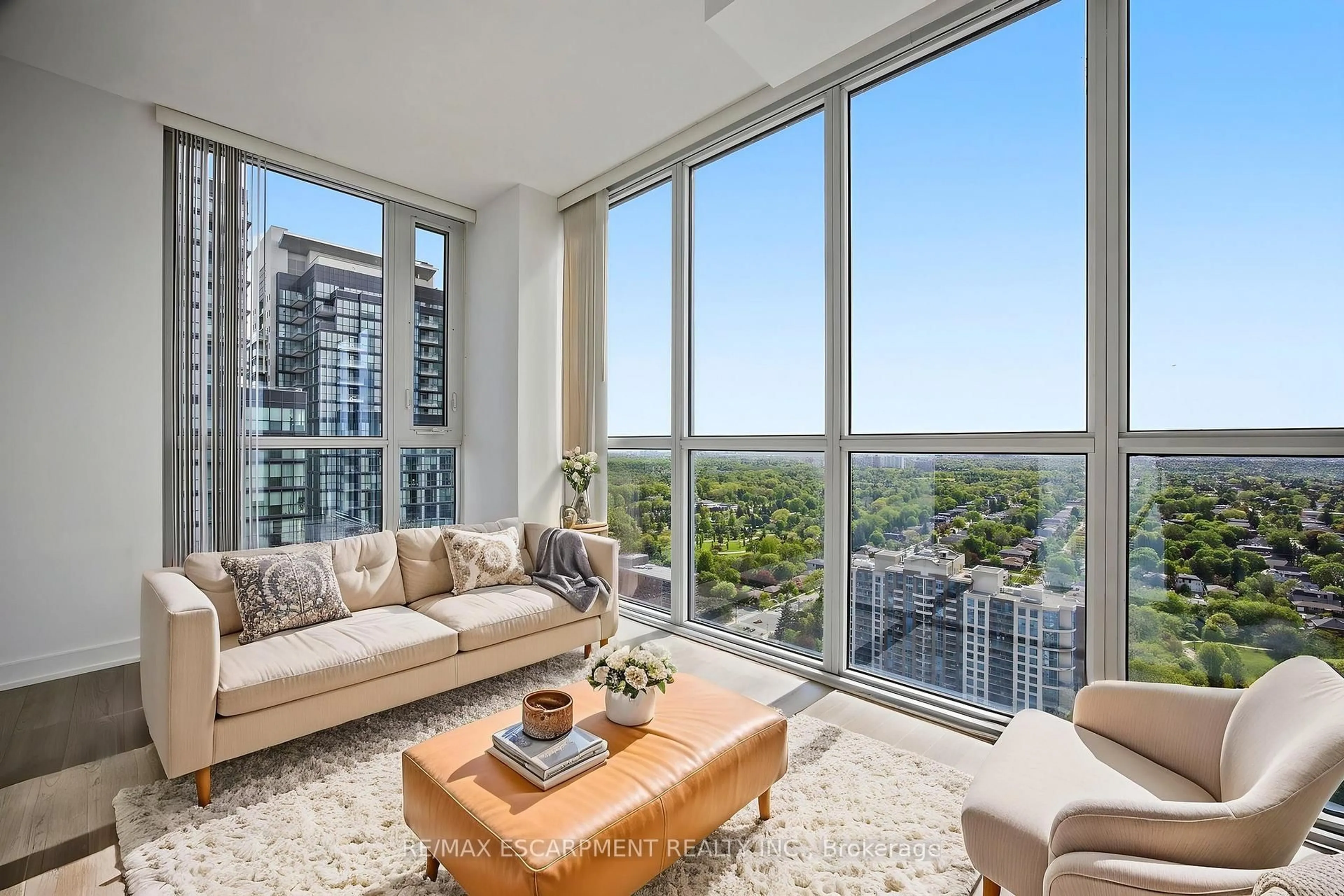 Living room with furniture, unknown for 5180 Yonge St #2909, Toronto Ontario M2N 0K5