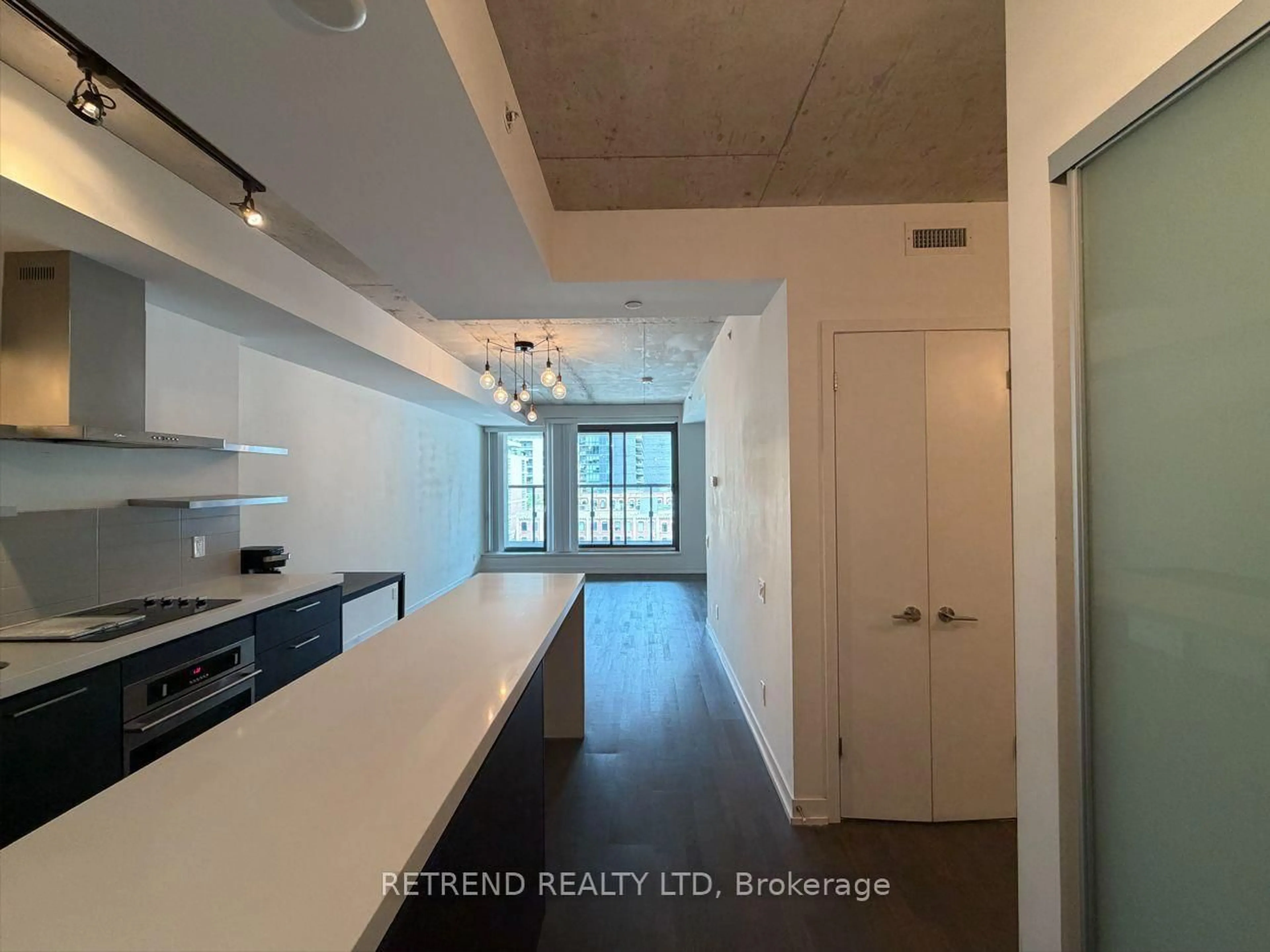 Unknown for 560 King St #610, Toronto Ontario M5V 1M3