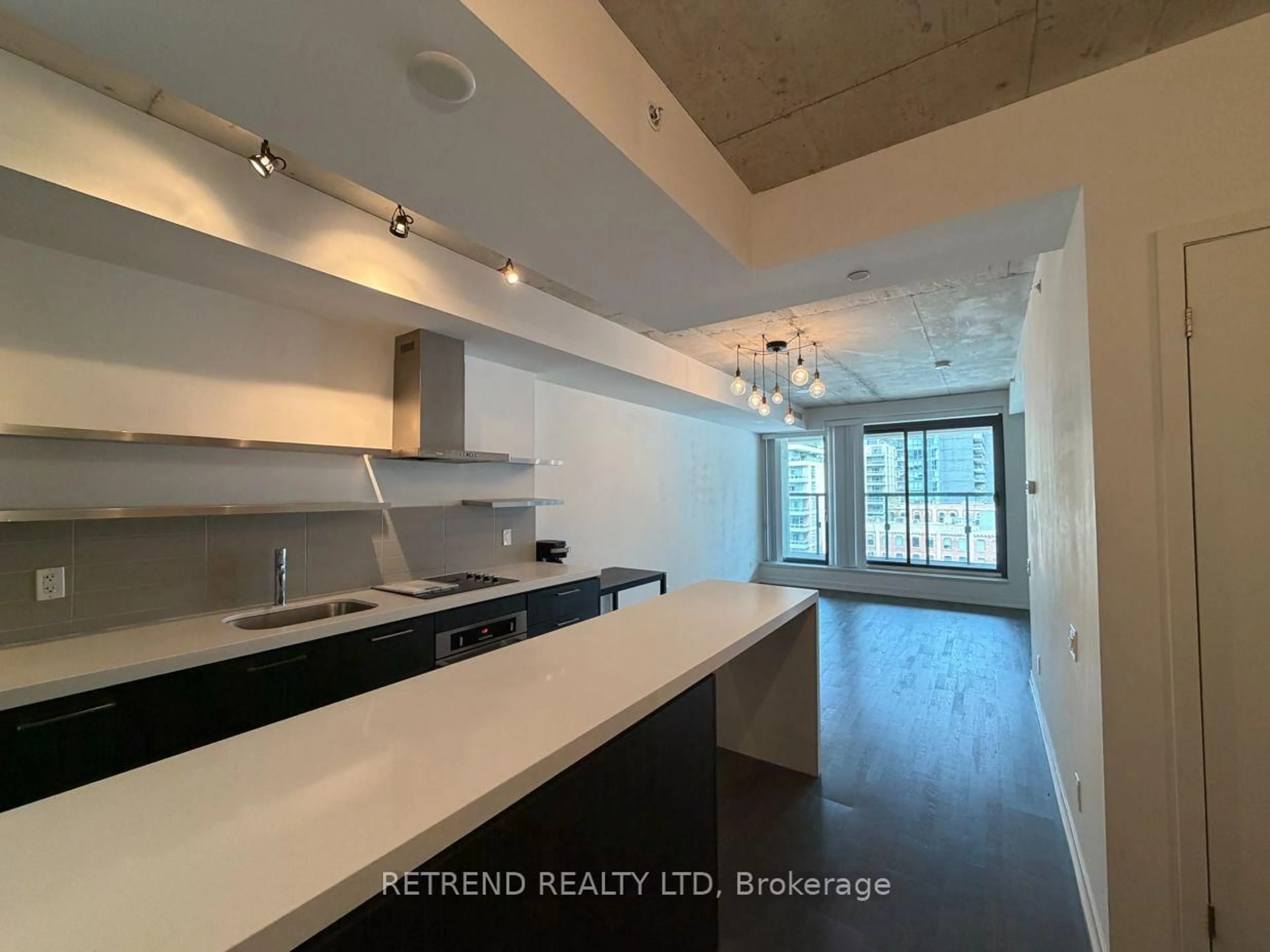 Open concept kitchen, unknown for 560 King St #610, Toronto Ontario M5V 1M3