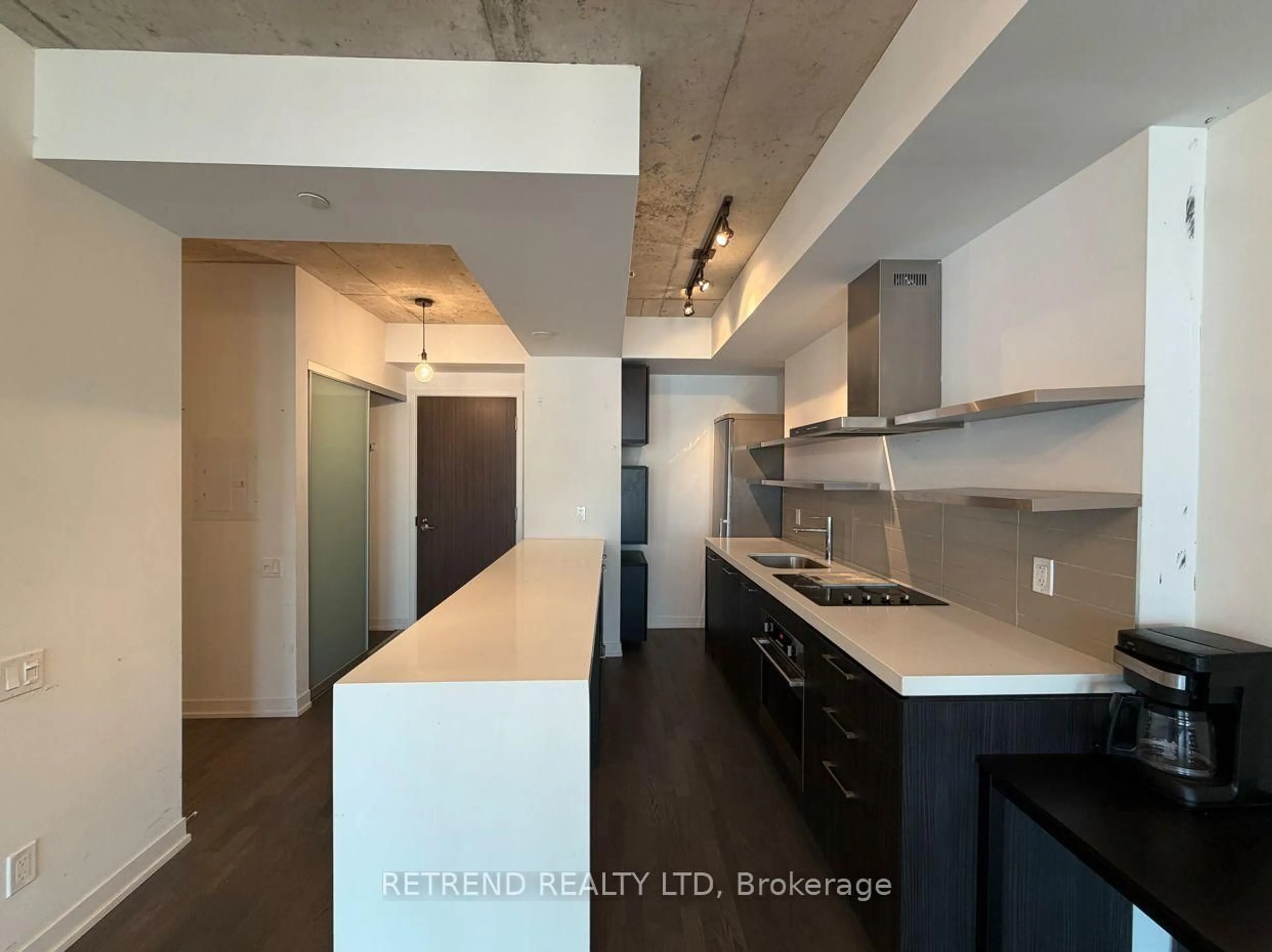 Open concept kitchen, unknown for 560 King St #610, Toronto Ontario M5V 1M3