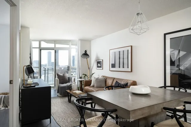 255 Richmond St #1416, Toronto 2