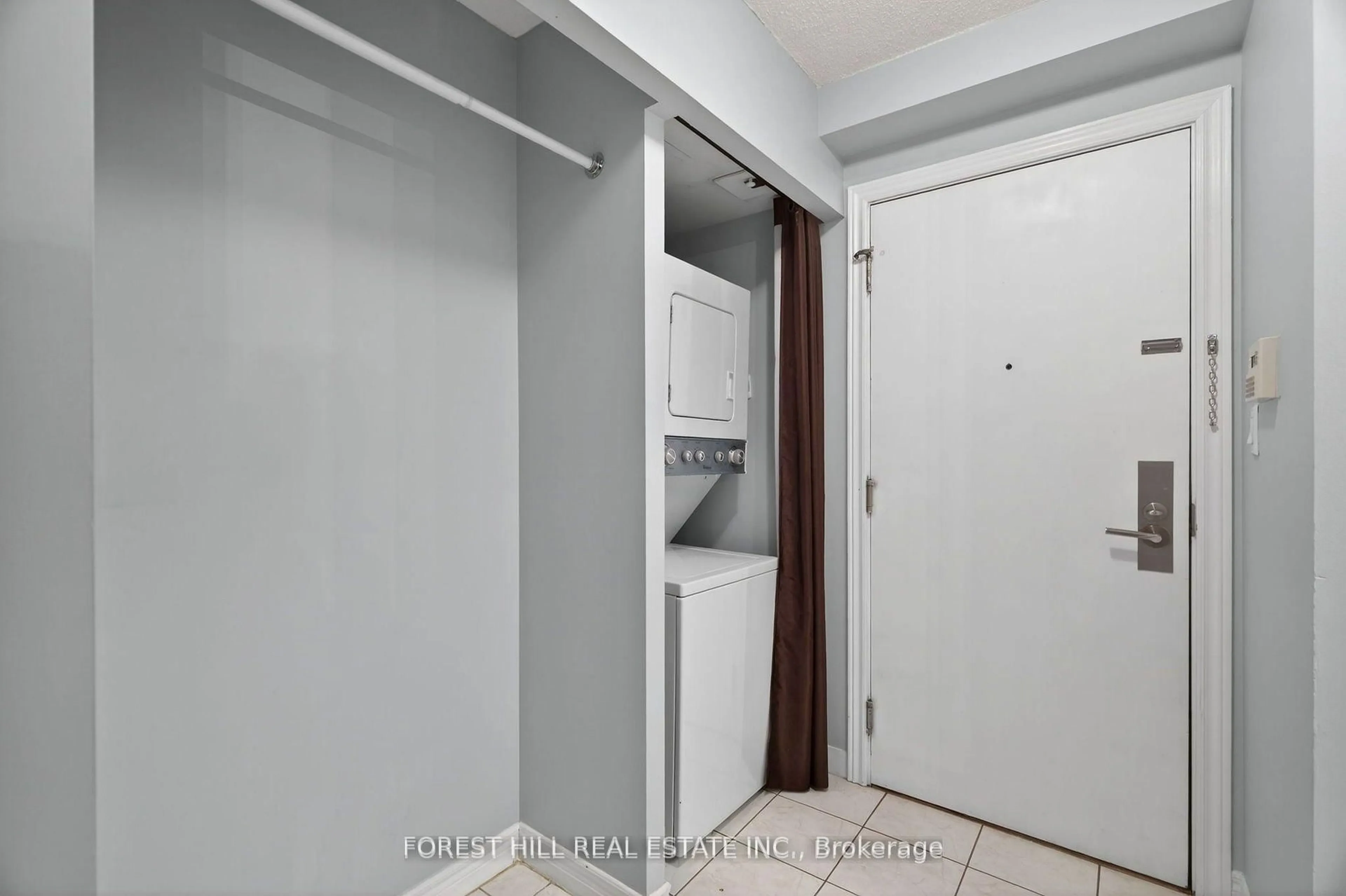 Laundry room for 88 Grandview Way #506, Toronto Ontario M2N 7B2