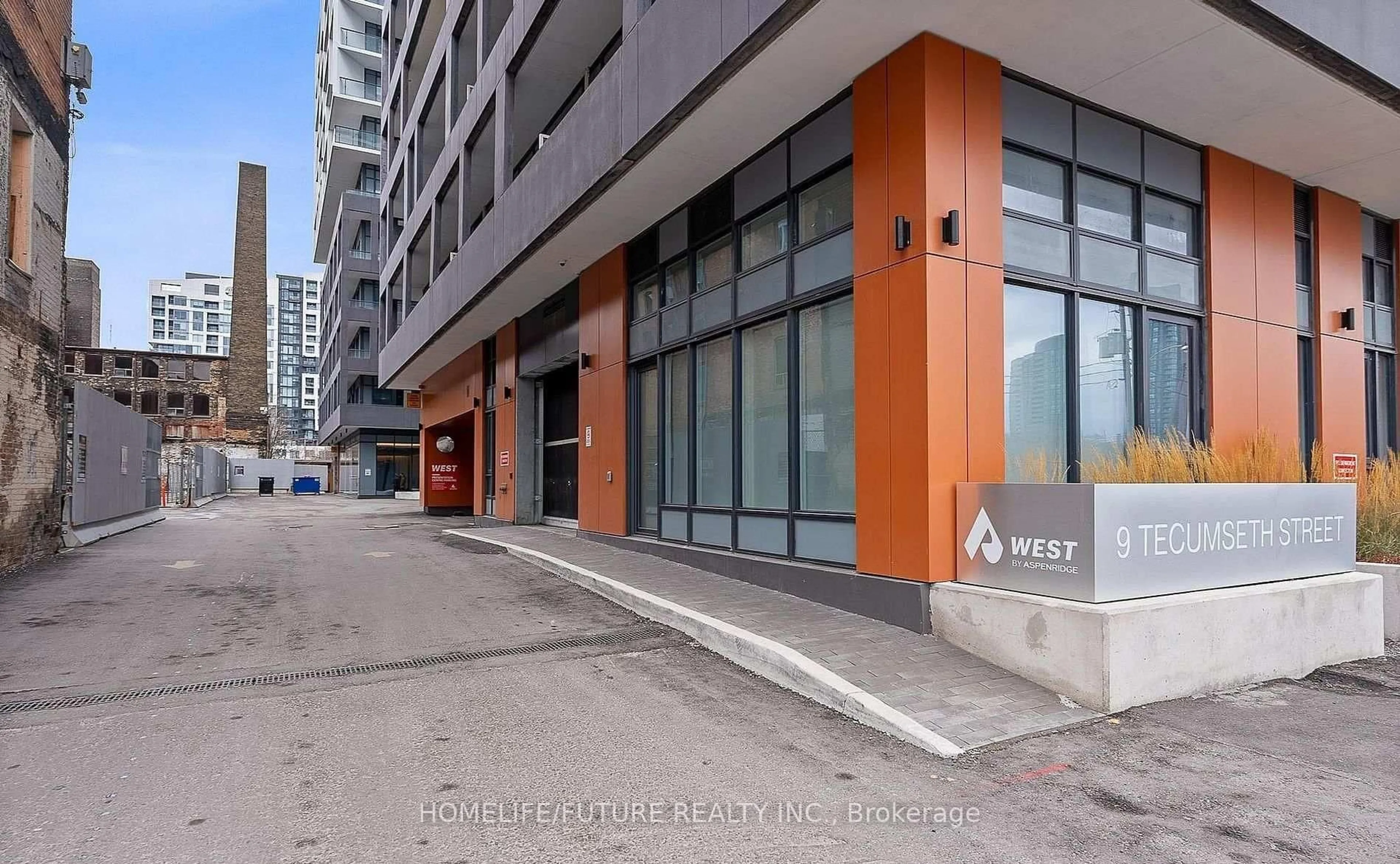 Indoor foyer for 9 Tecumseth St #610, Toronto Ontario M5V 0S5