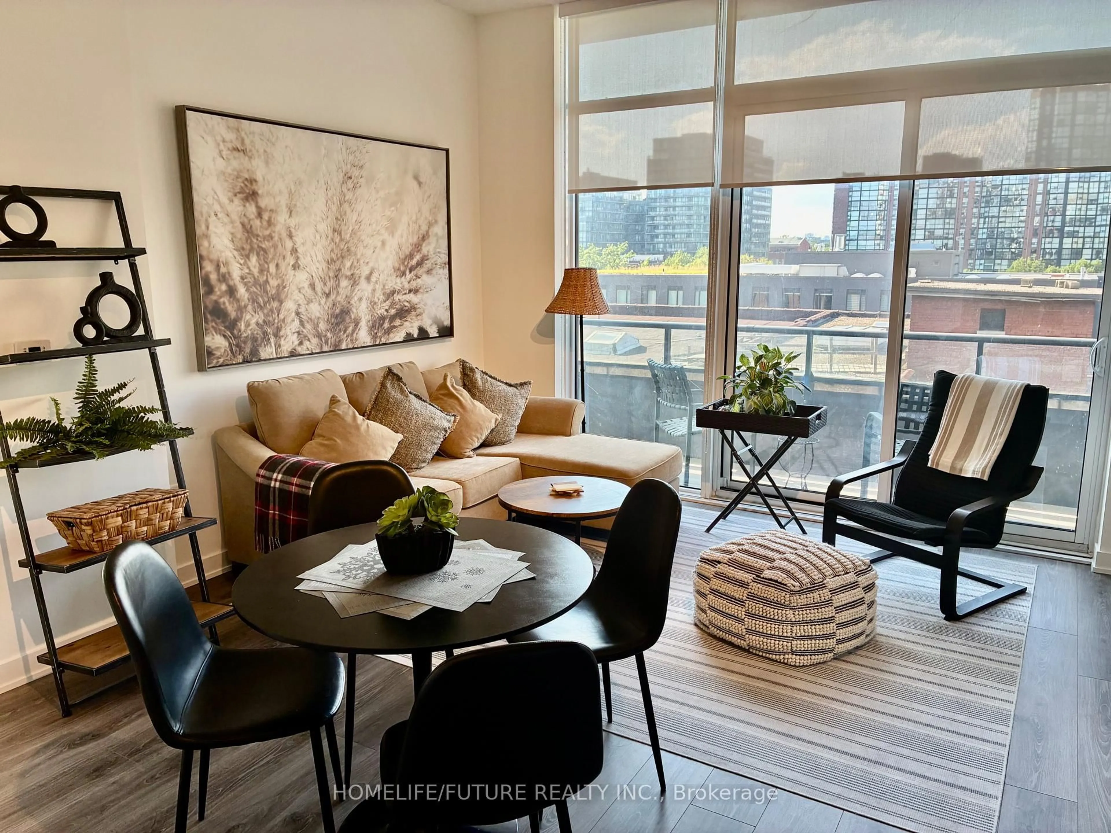 Living room with furniture, unknown for 9 Tecumseth St #610, Toronto Ontario M5V 0S5