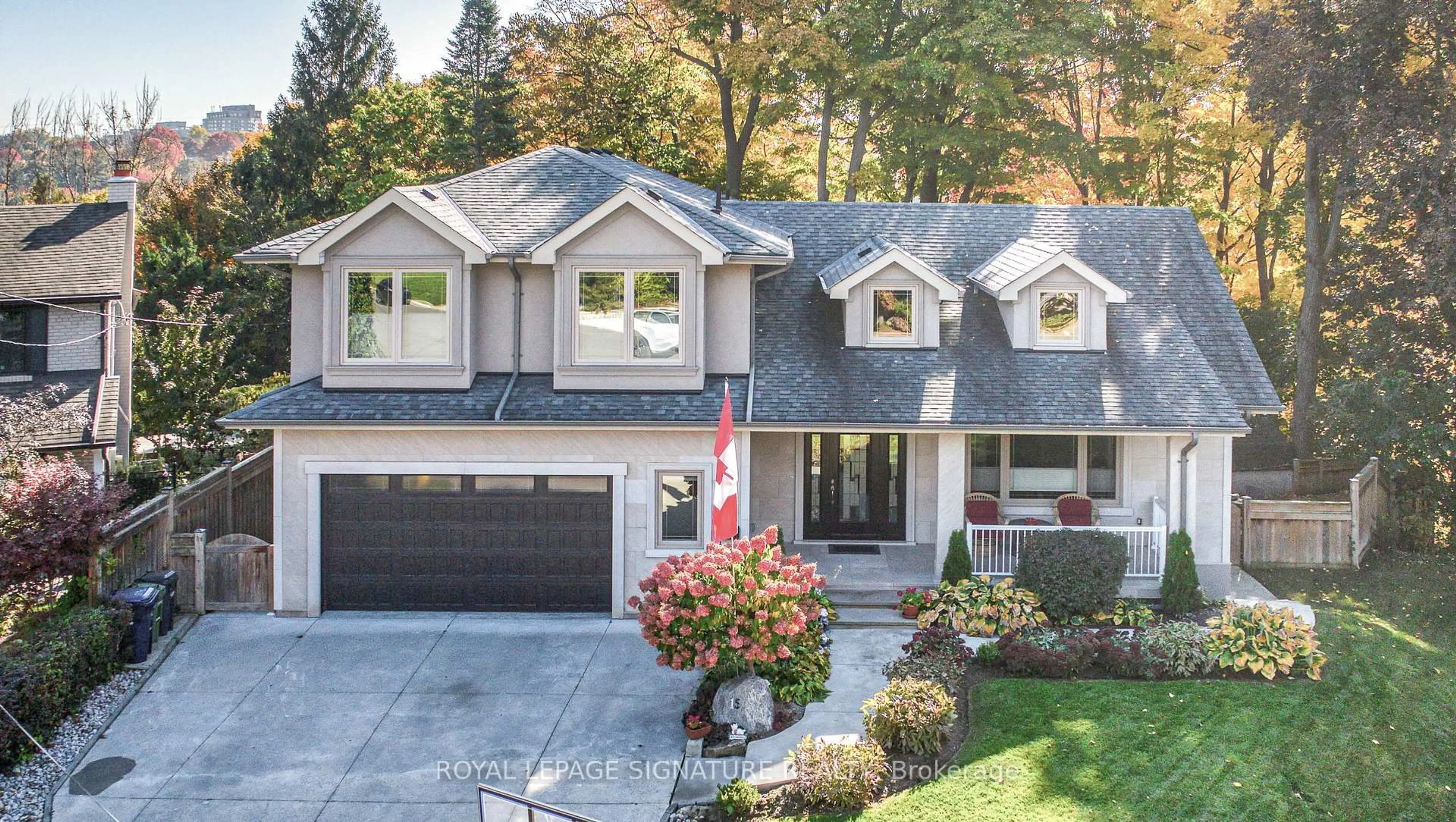 Home with vinyl exterior material, street for 15 Sulkara Crt, Toronto Ontario M4A 2G8