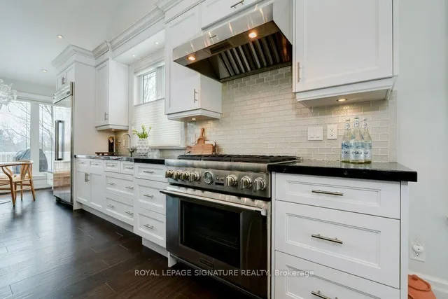 15 Sulkara Crt, Toronto 3