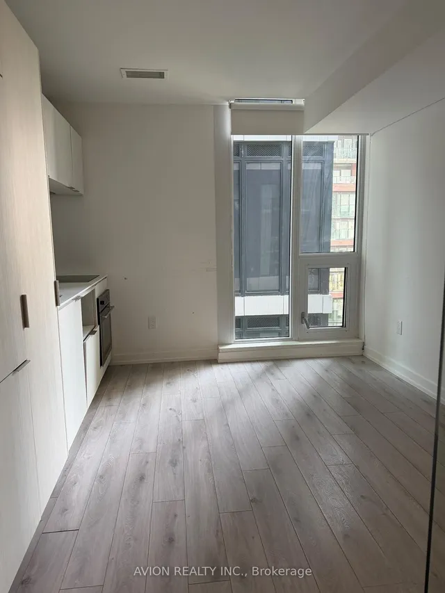 77 Shuter St #731, Toronto 4