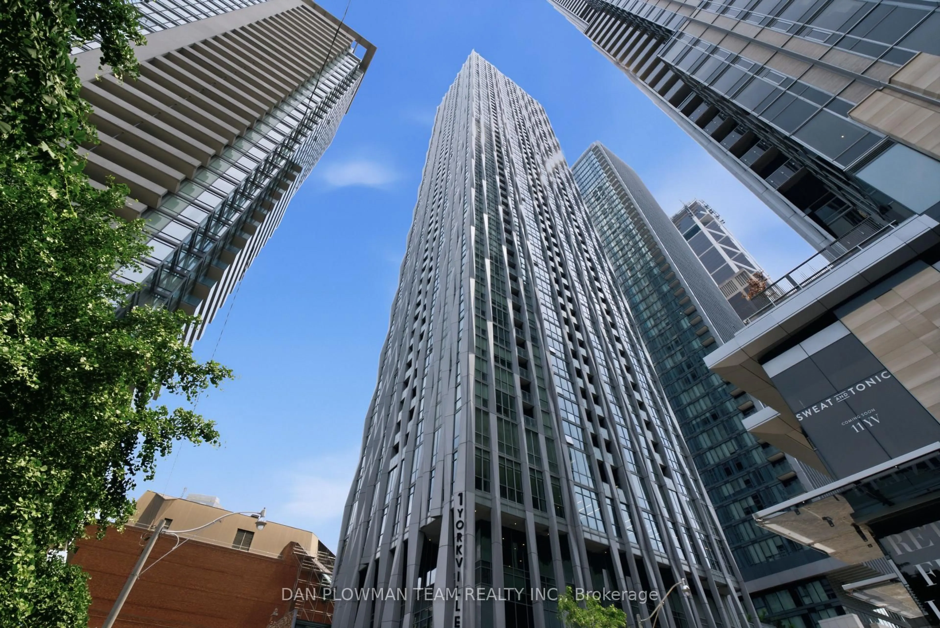 A pic from outside/outdoor area/front of a property/back of a property/a pic from drone, unknown for 1 Yorkville Ave #901, Toronto Ontario M4W 0B1
