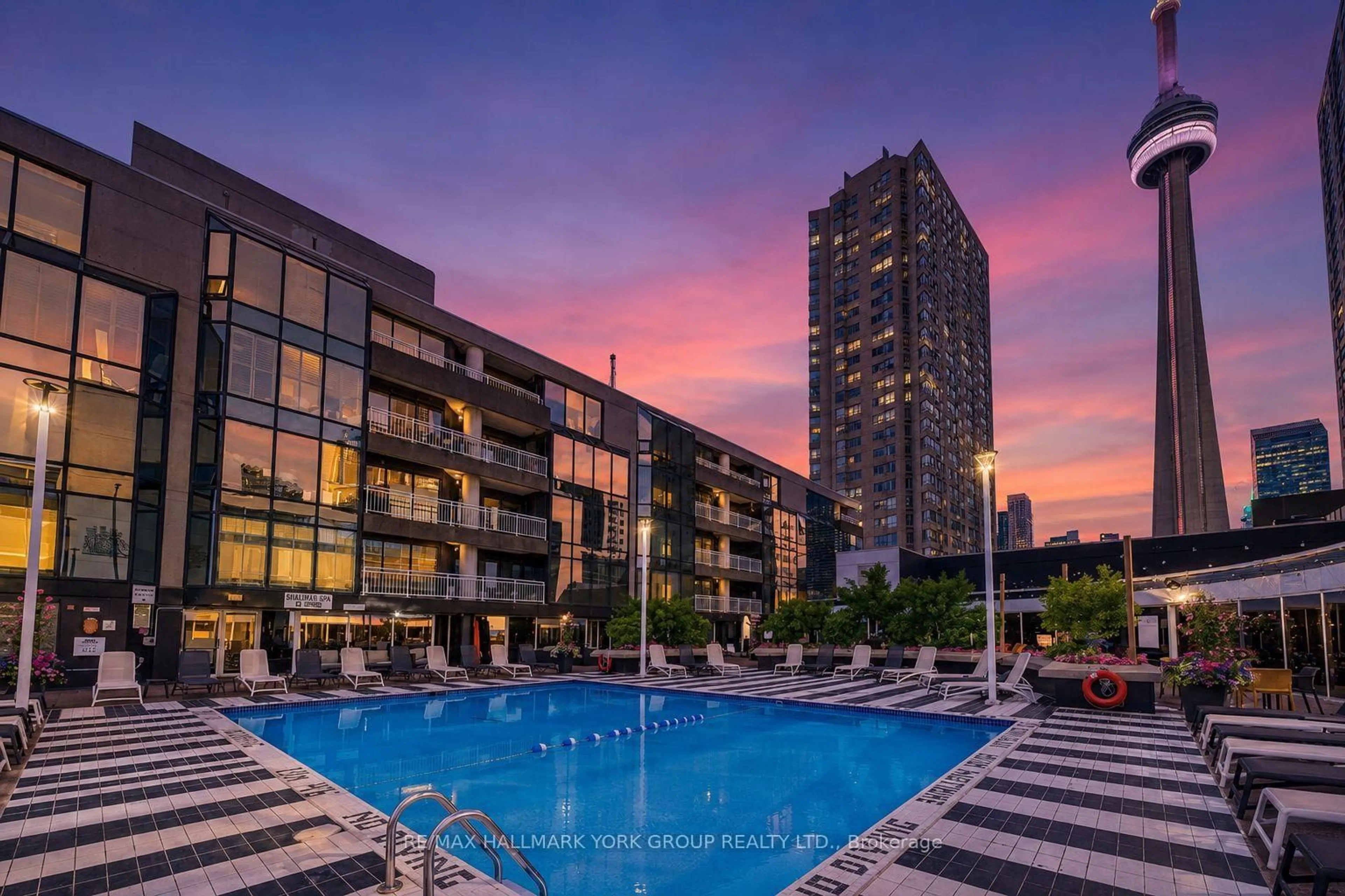 Pool for 251 Queens Quay #705, Toronto Ontario M5J 2N6