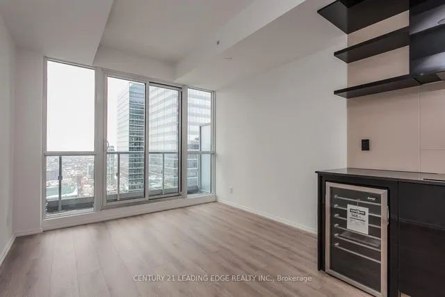 70 Temperance St #4404, Toronto 4