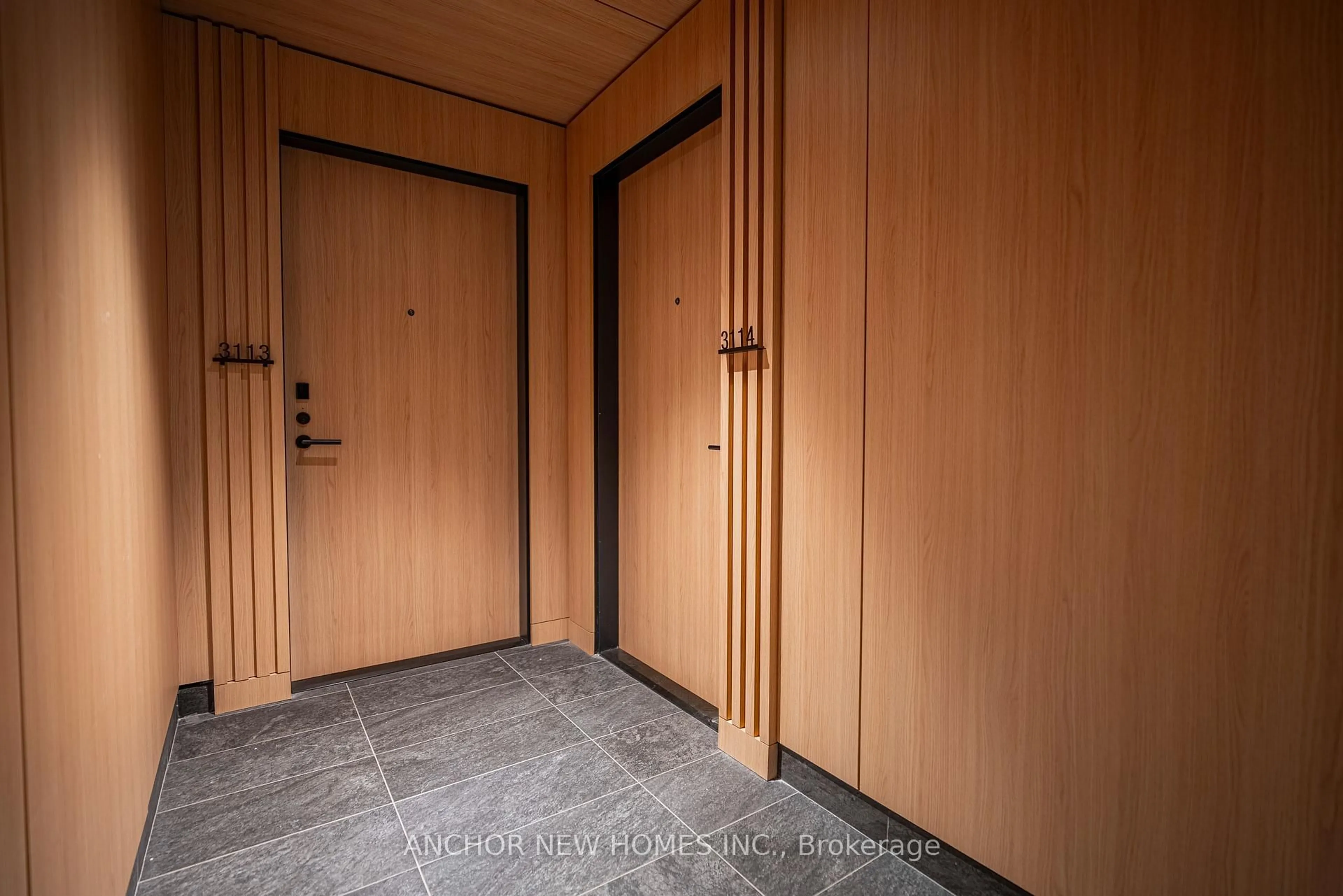 Indoor foyer for 35 Mercer St #3114, Toronto Ontario M5V 1H2
