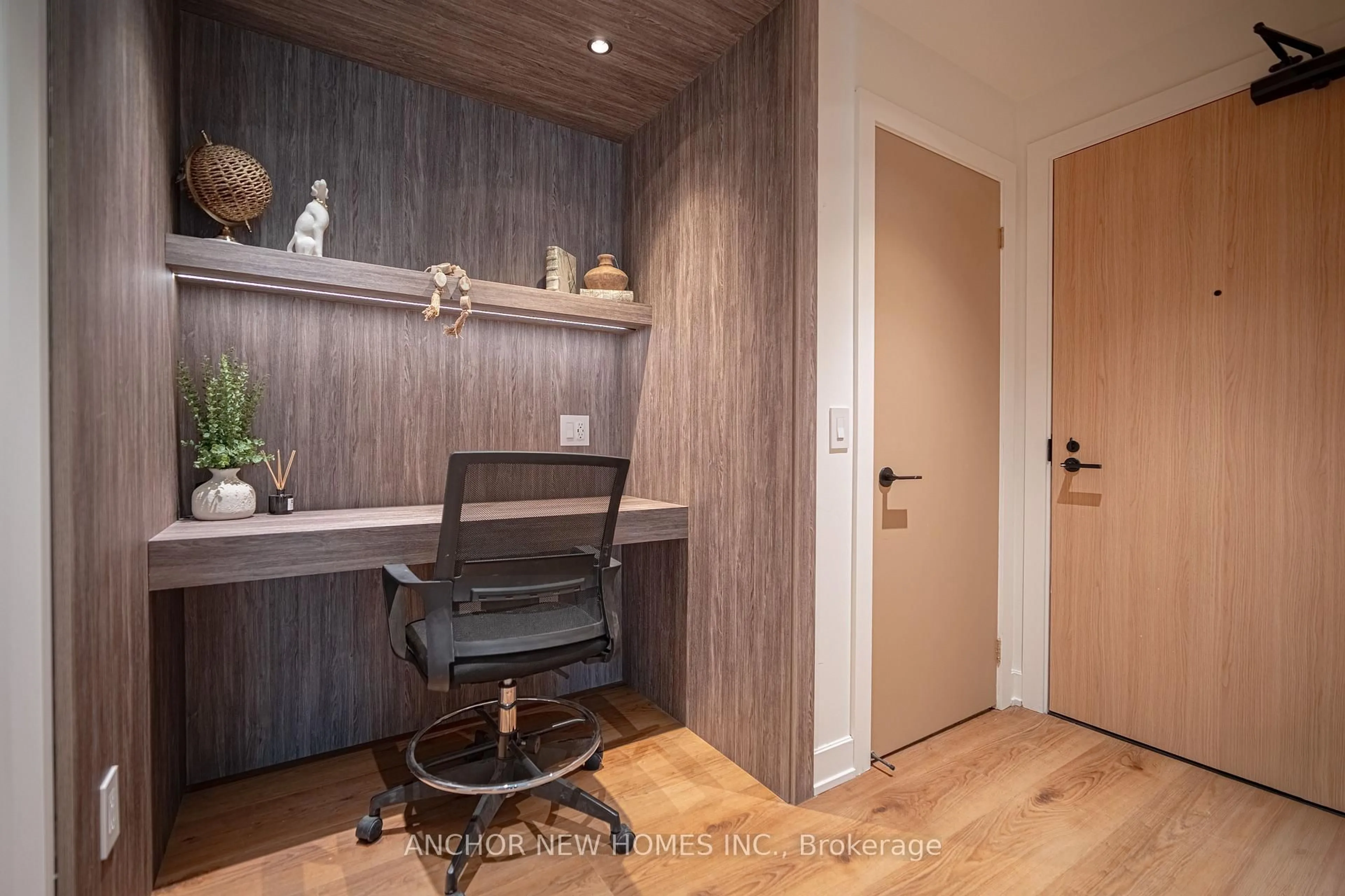 Indoor entryway for 35 Mercer St #3114, Toronto Ontario M5V 1H2