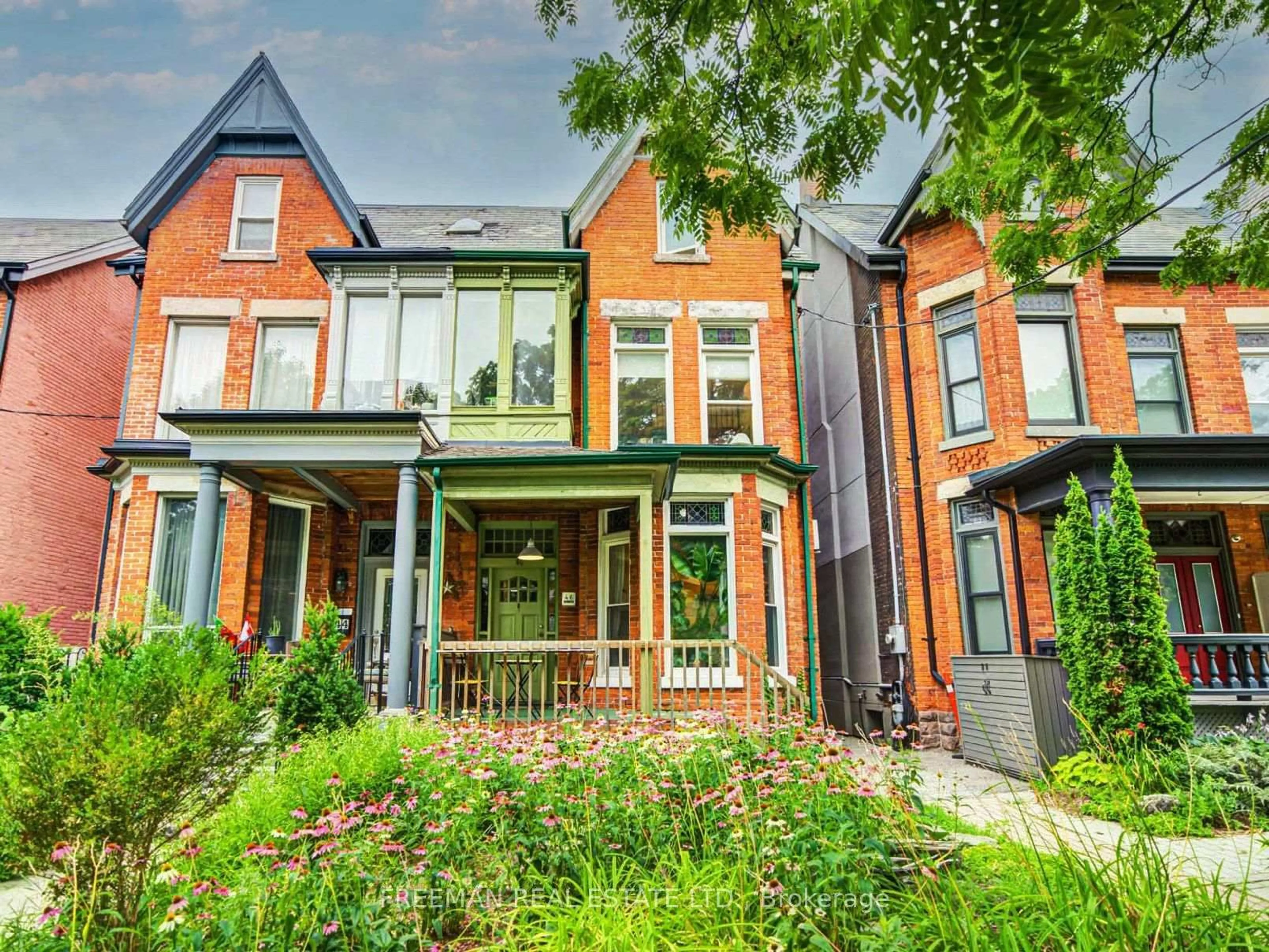 Home with brick exterior material, street for 46 Brunswick Ave, Toronto Ontario M5S 2L7