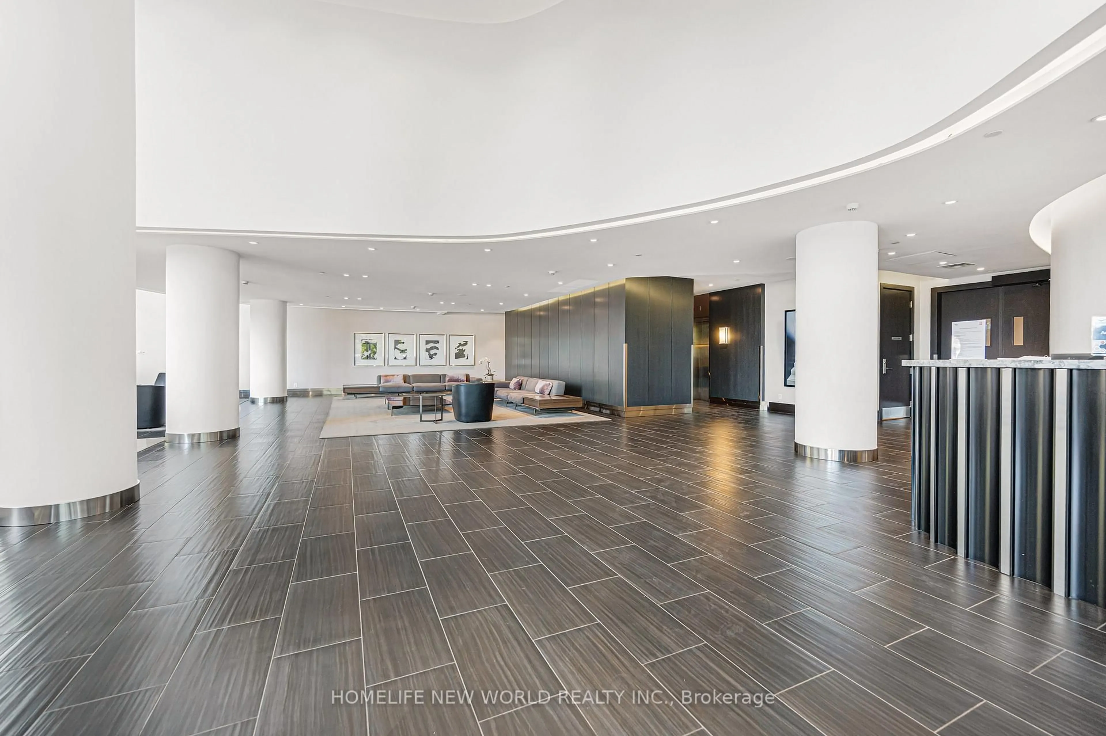 Unknown for 1815 Yonge St #1605, Toronto Ontario M4T 2A4