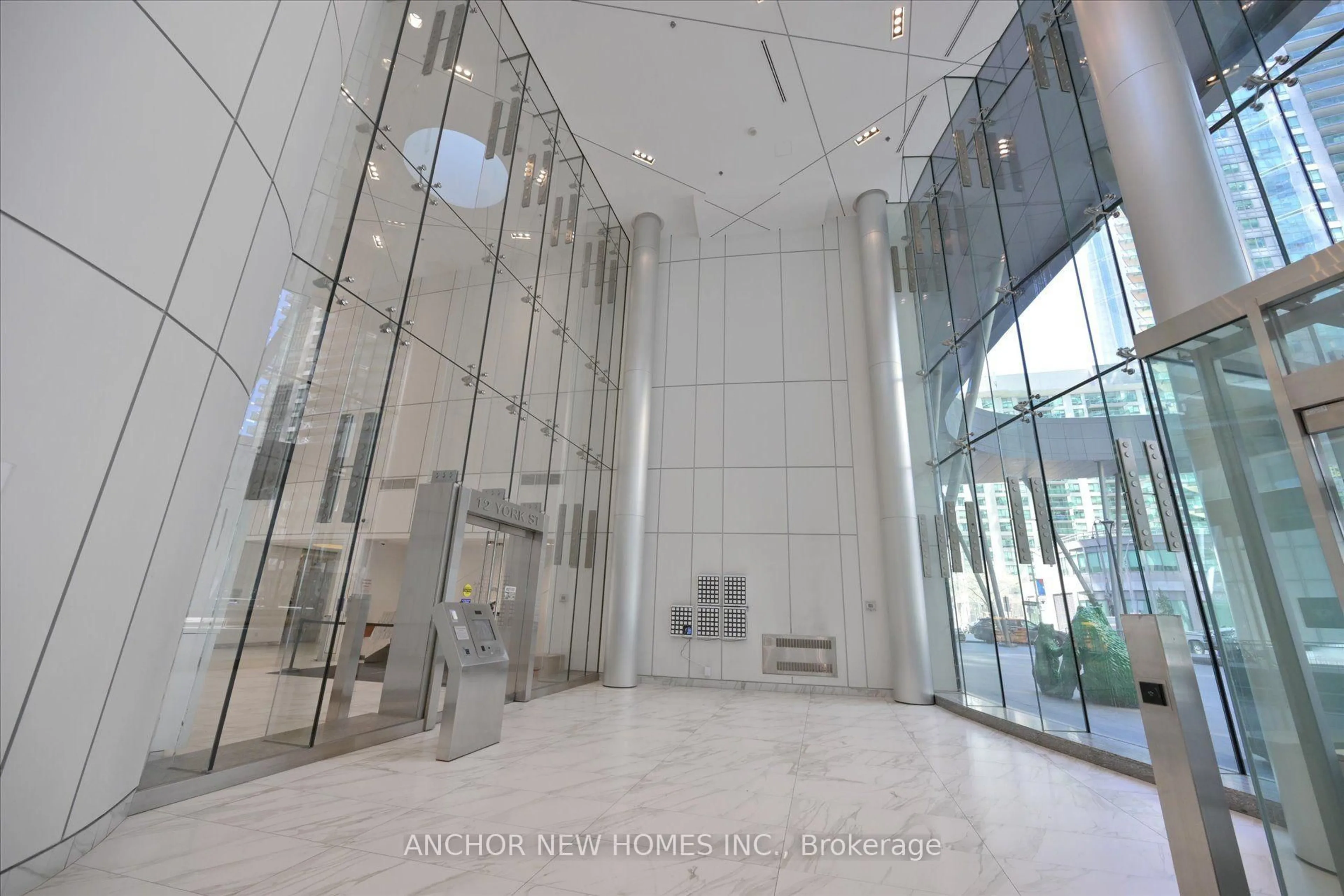 Indoor foyer for 12 York St #1703, Toronto Ontario M5J 0A9
