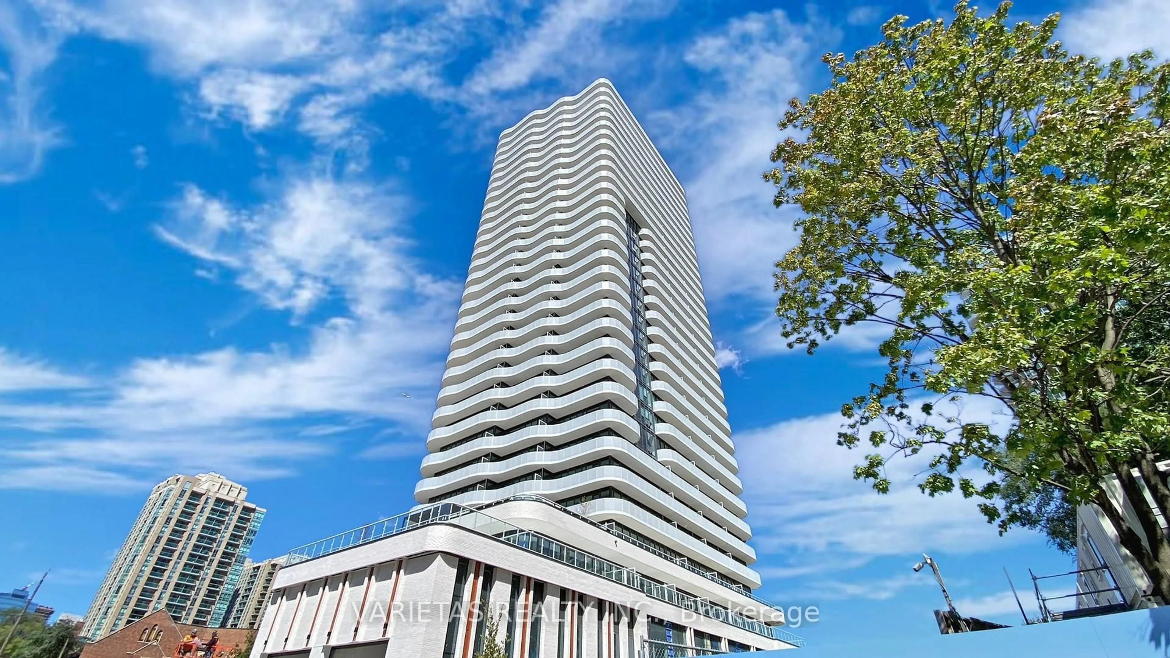 Indoor foyer for 15 Holmes Ave #1906, Toronto Ontario M2N 0L4