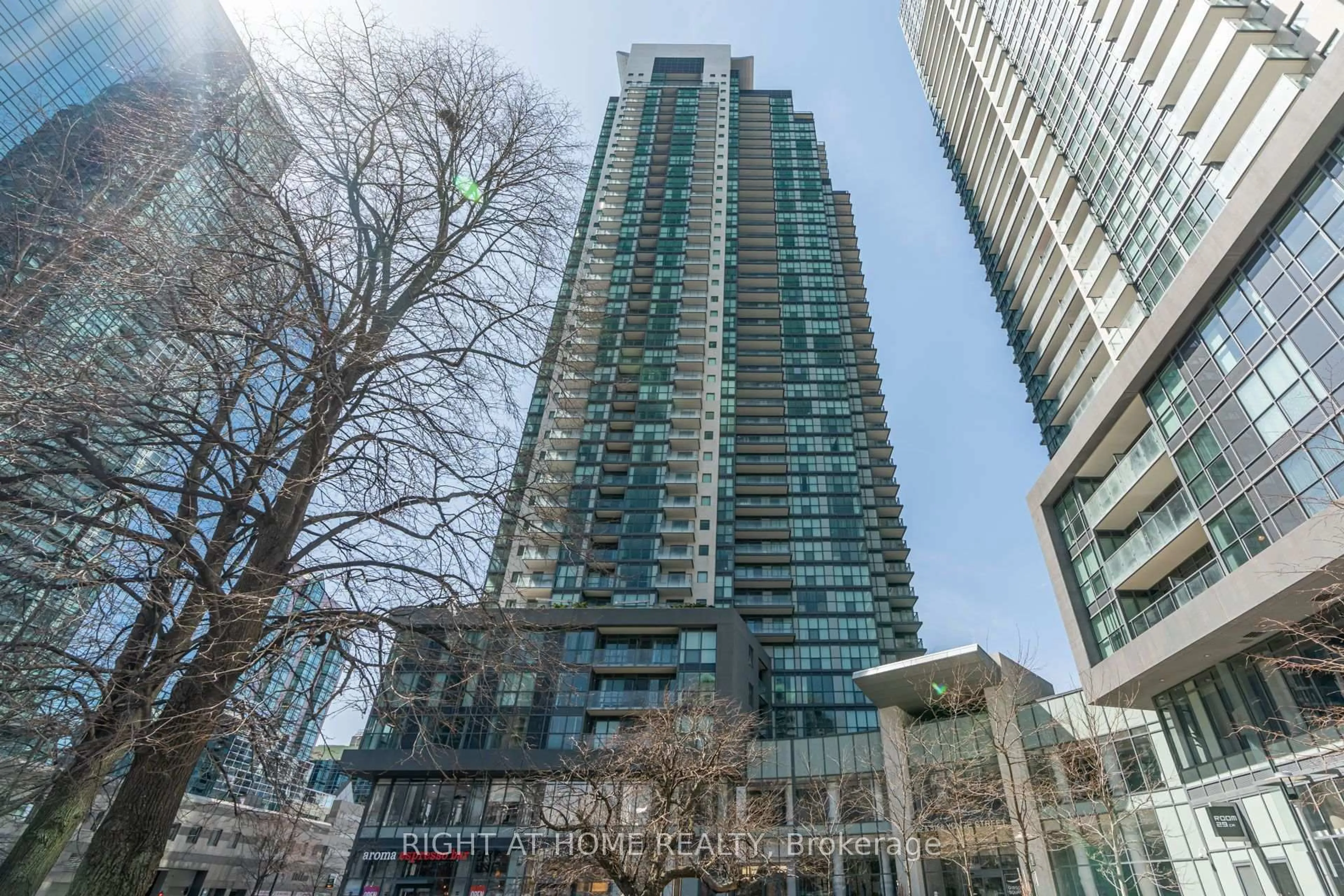 Unknown for 5162 Yonge St #LPH208, Toronto Ontario M2N 0E9
