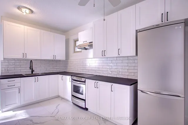 34 Winchester St, Toronto 4