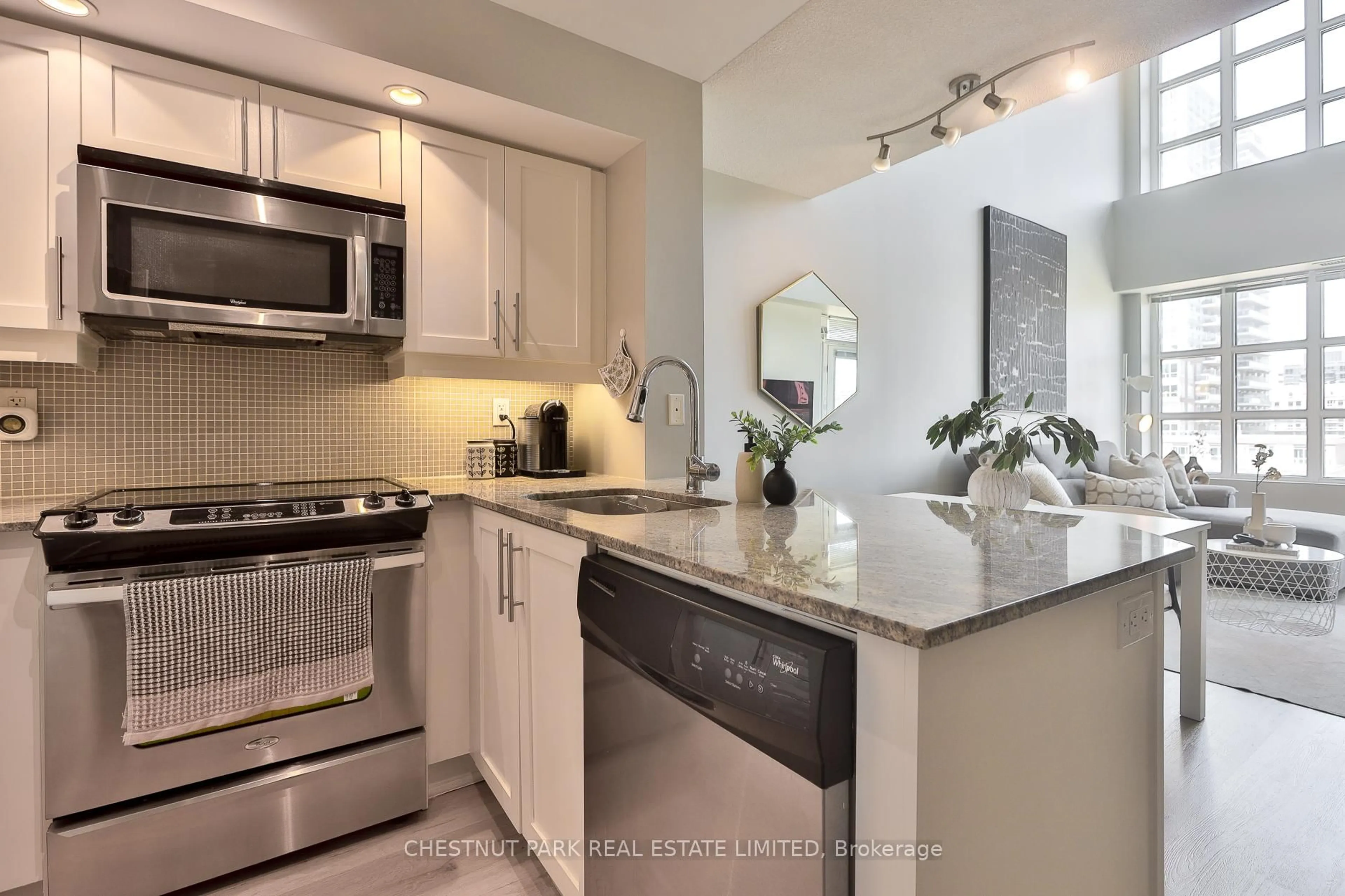 Unknown for 65 East Liberty St #913, Toronto Ontario M6K 3R2