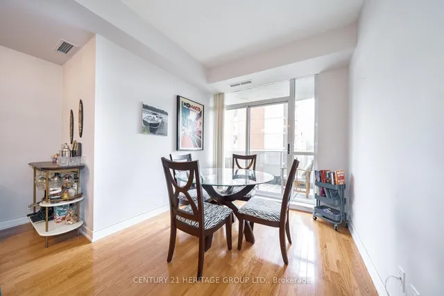 5791 Yonge St #306, Toronto 5