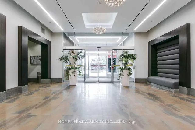 18 Yonge St #1114, Toronto 4