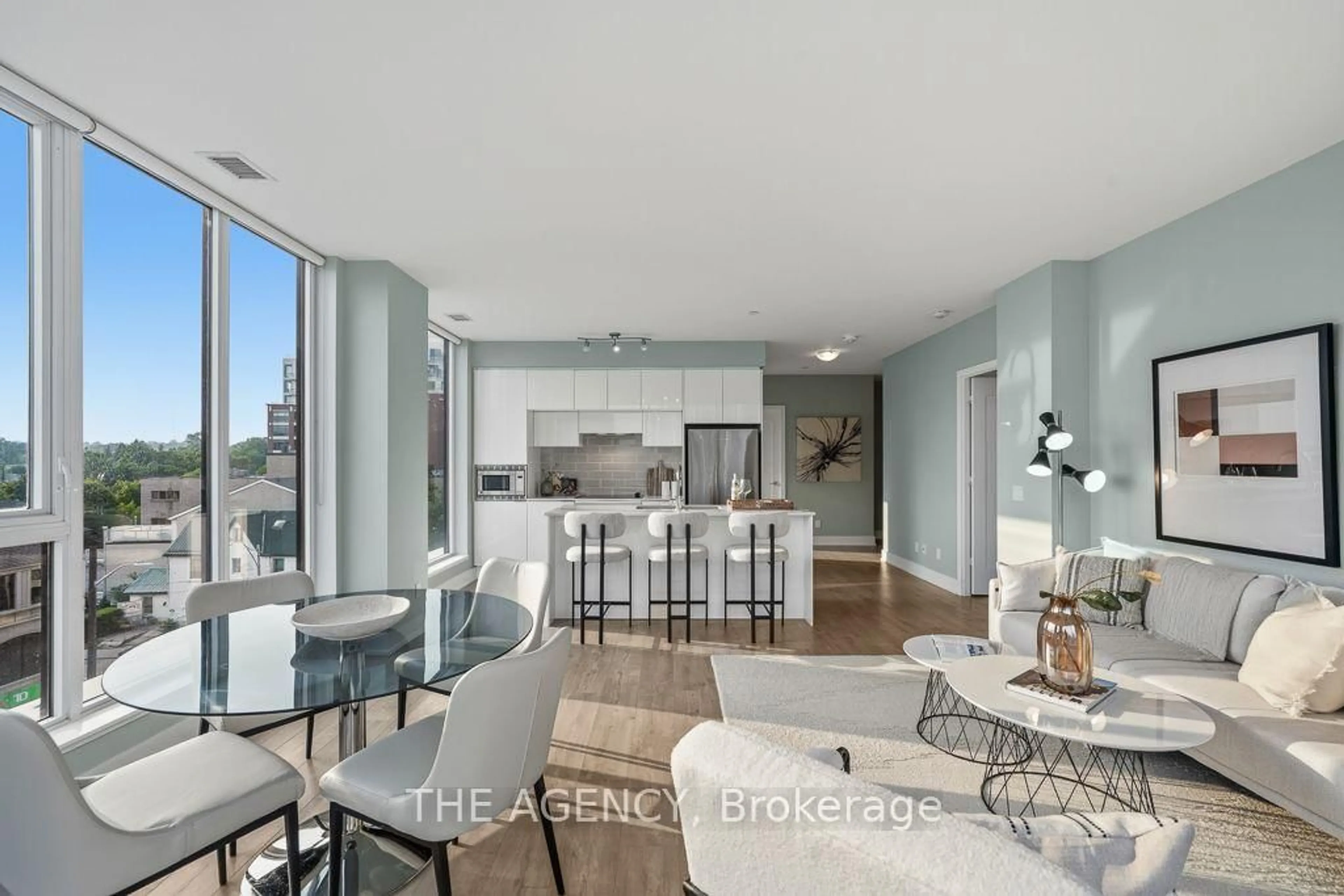 Open concept kitchen, unknown for 1 Belsize Dr #415, Toronto Ontario M4S 1L3