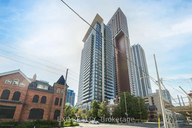 28 Linden St #PH2, Toronto 2