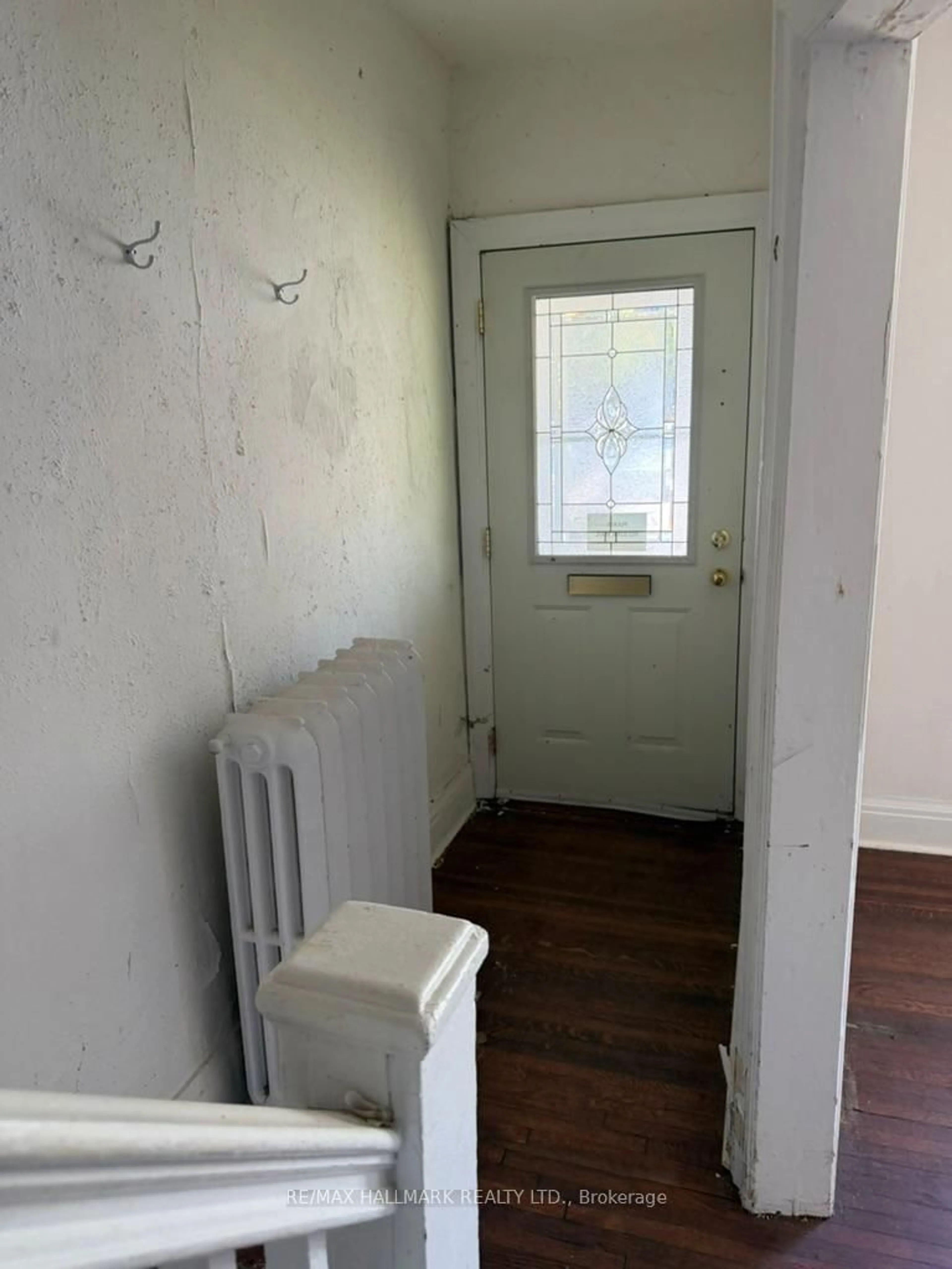 A pic of a room for 73 Hocken Ave, Toronto Ontario M6G 2K1