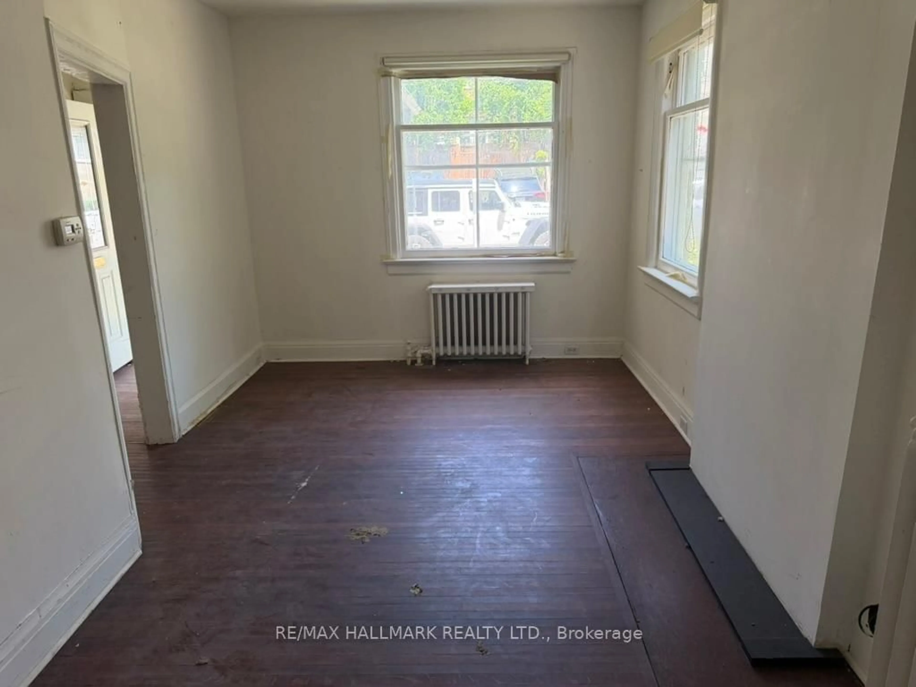 A pic of a room for 73 Hocken Ave, Toronto Ontario M6G 2K1