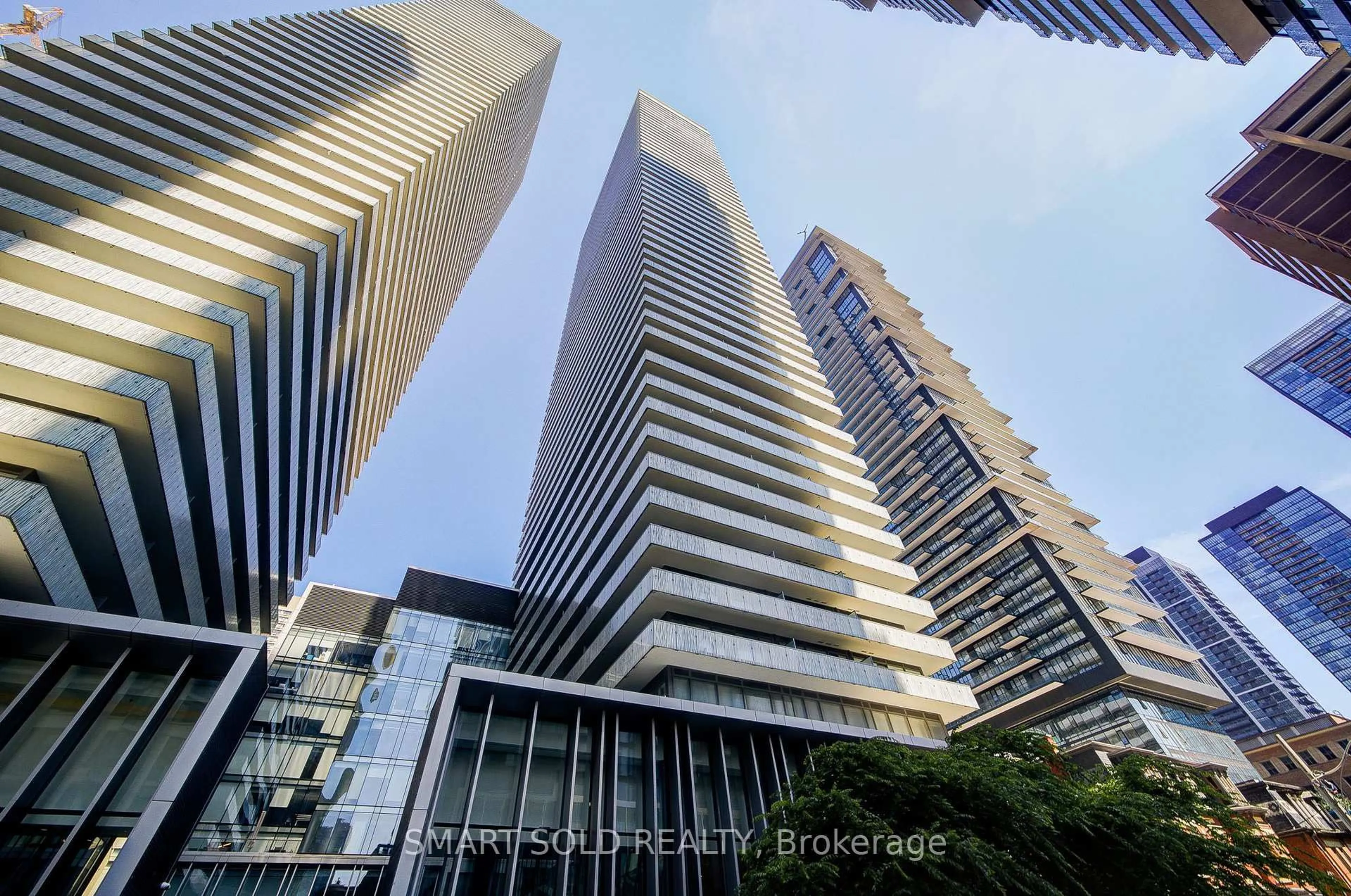 Unknown for 50 Charles St #2909, Toronto Ontario M4Y 0C3