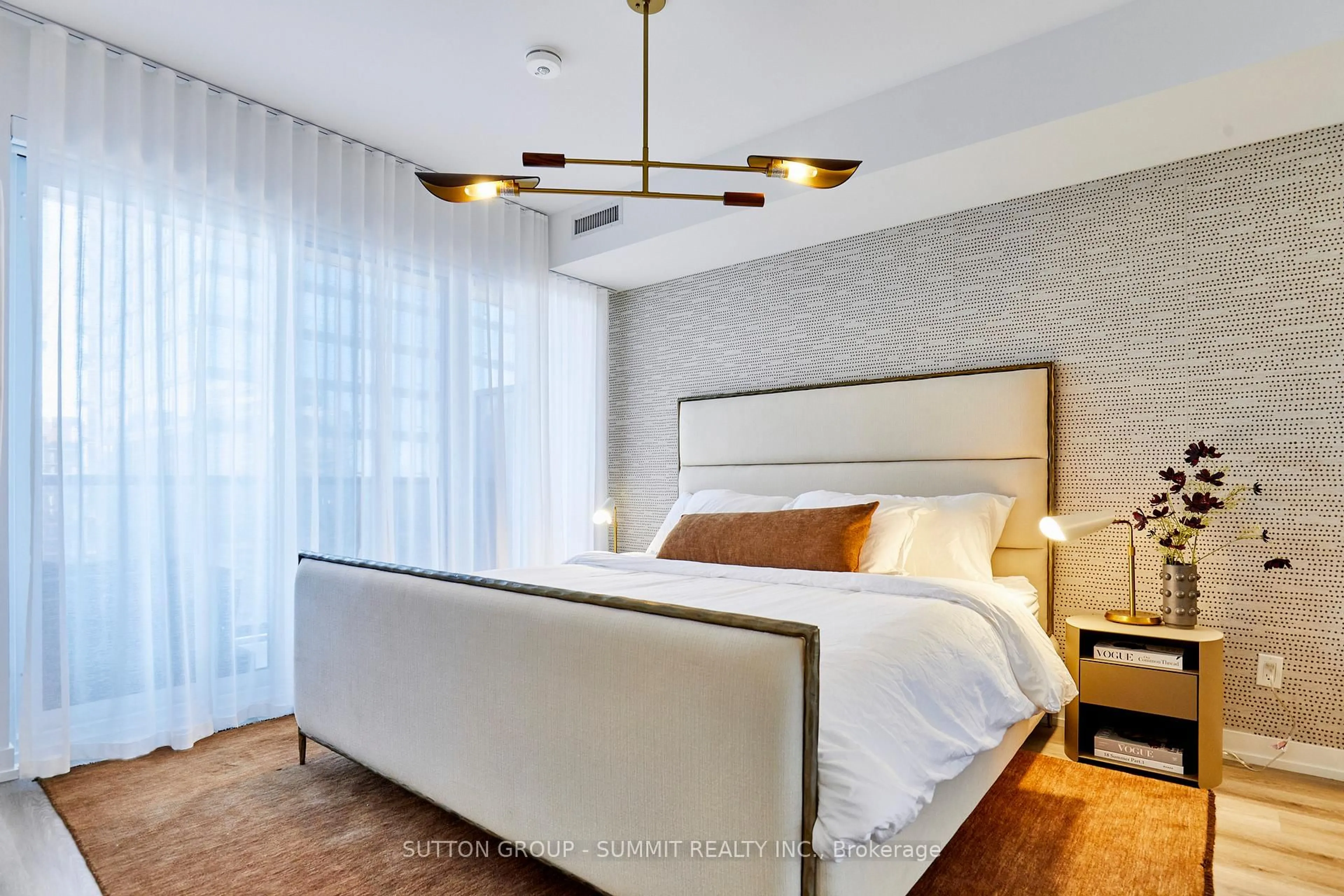 Bedroom with bed, unknown for 771 YONGE St #2501, Toronto Ontario M4W 0B8