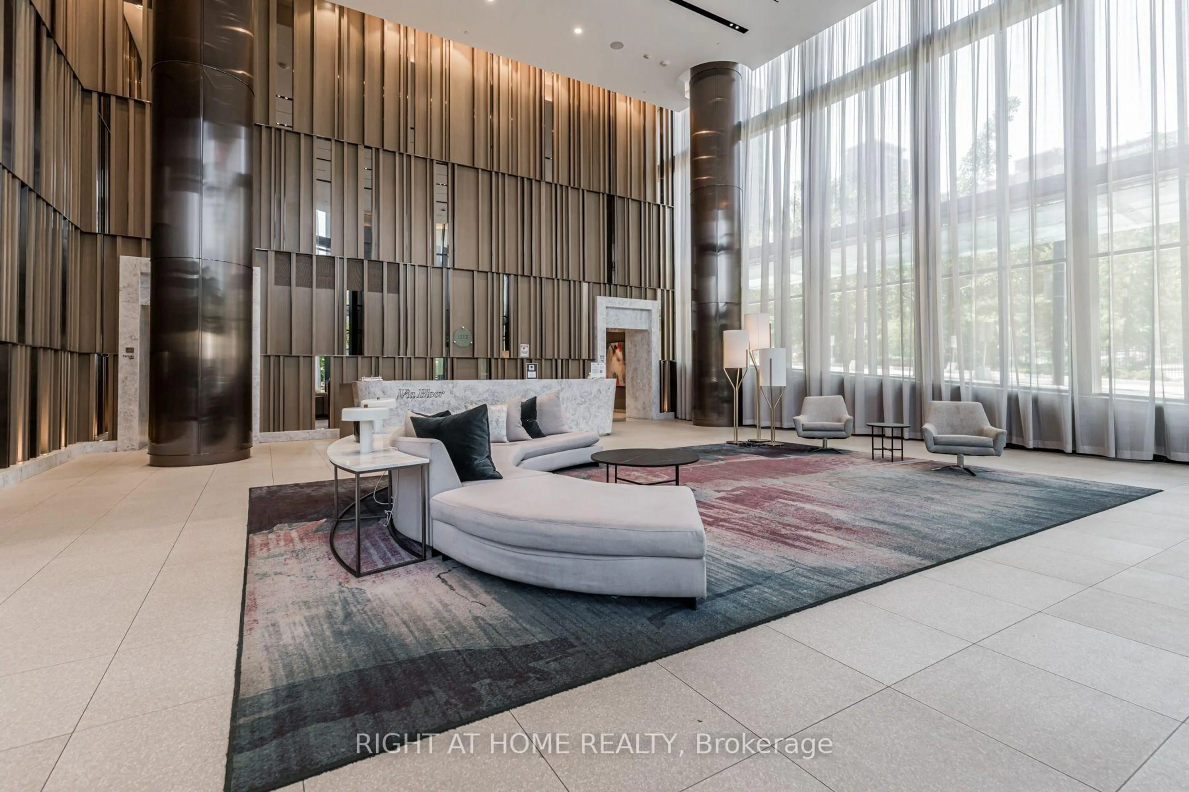 Unknown for 575 Bloor St #3006, Toronto Ontario M4W 0B2