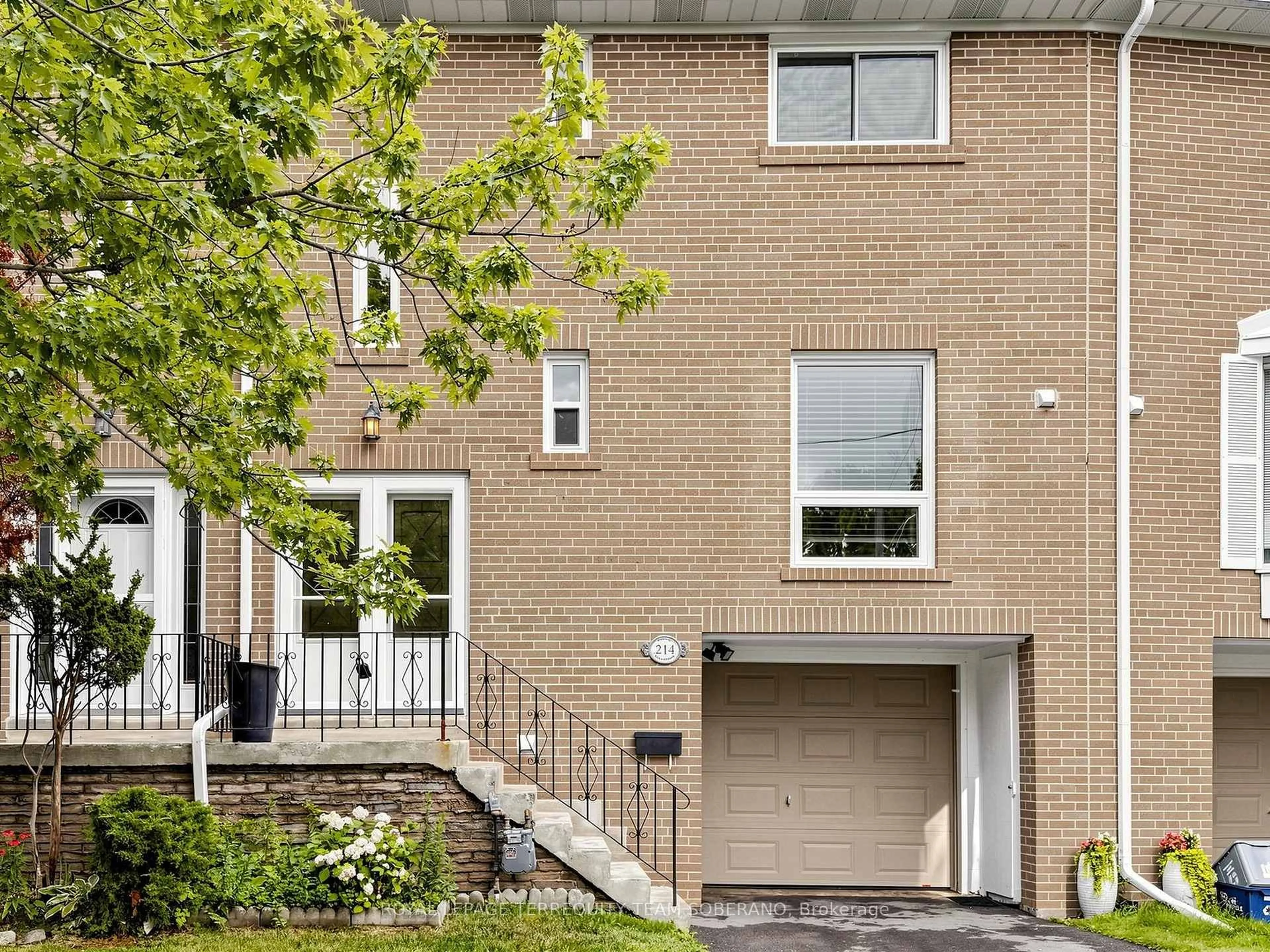 Home with brick exterior material, street for 55 Rameau Dr #214, Toronto Ontario M2H 1T6