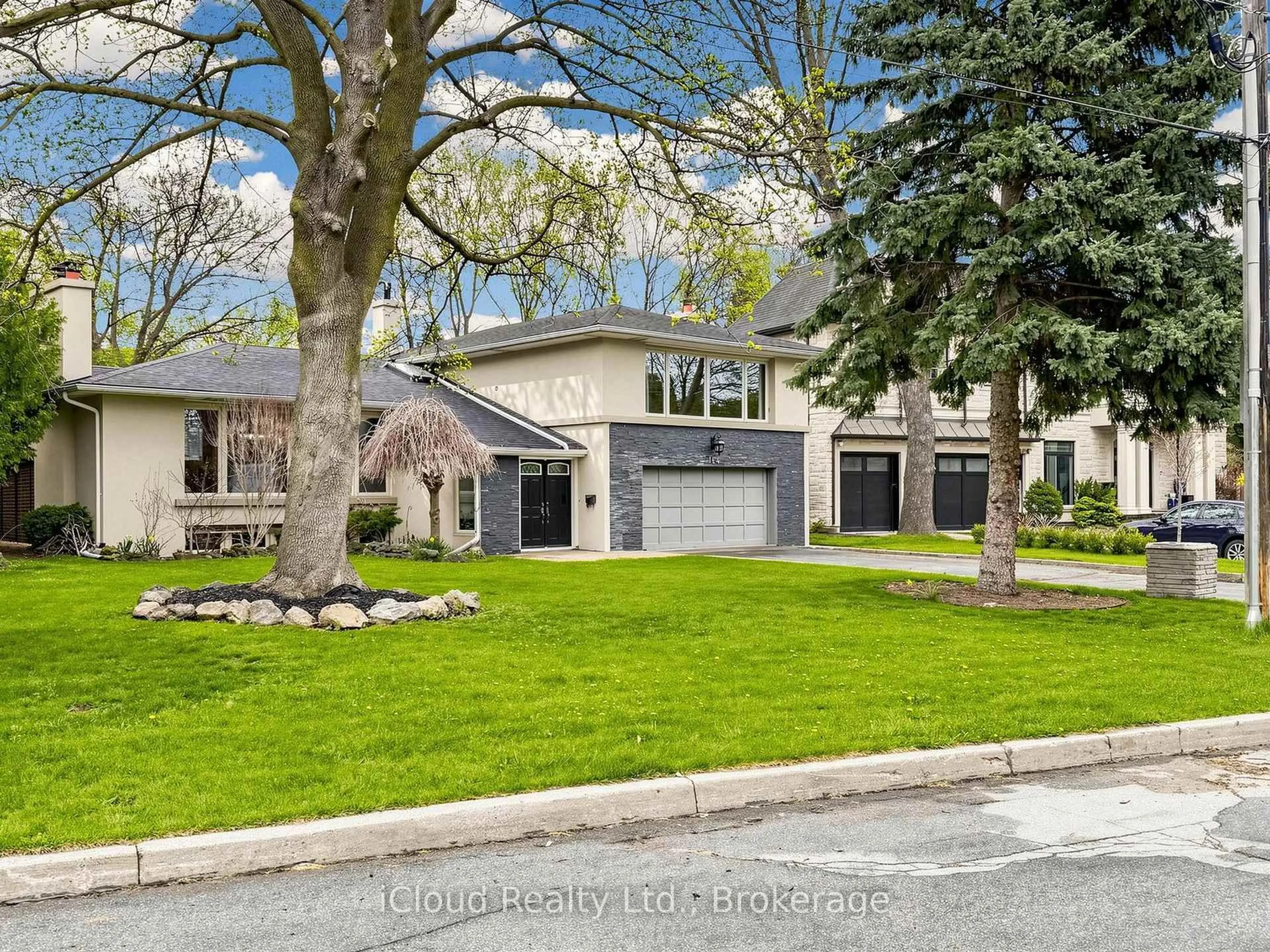 Home with brick exterior material, street for 164 Munro Blvd, Toronto Ontario M2P 1C8