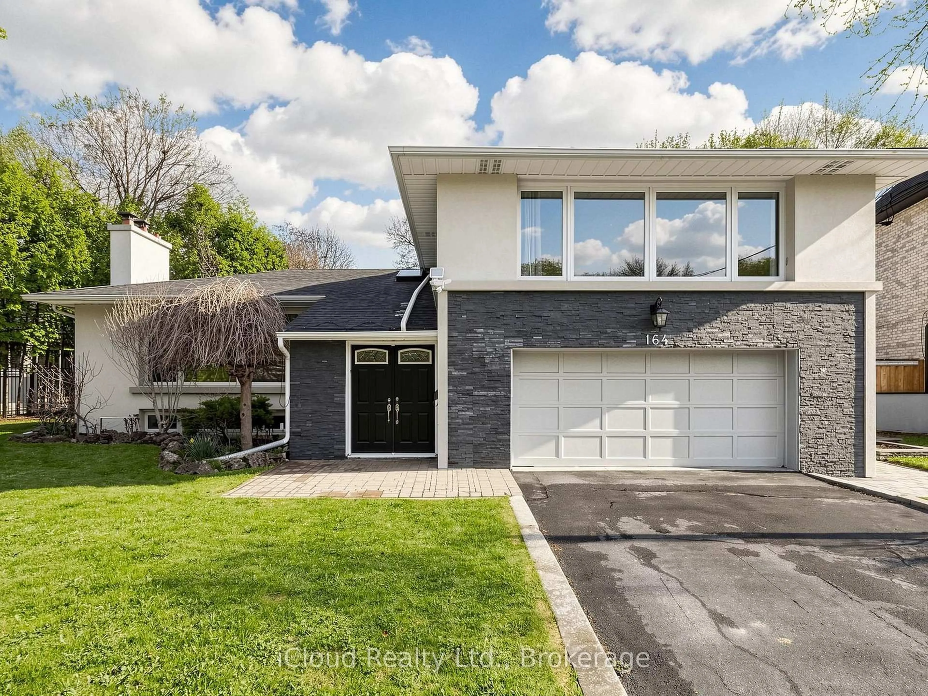 Home with brick exterior material, street for 164 Munro Blvd, Toronto Ontario M2P 1C8