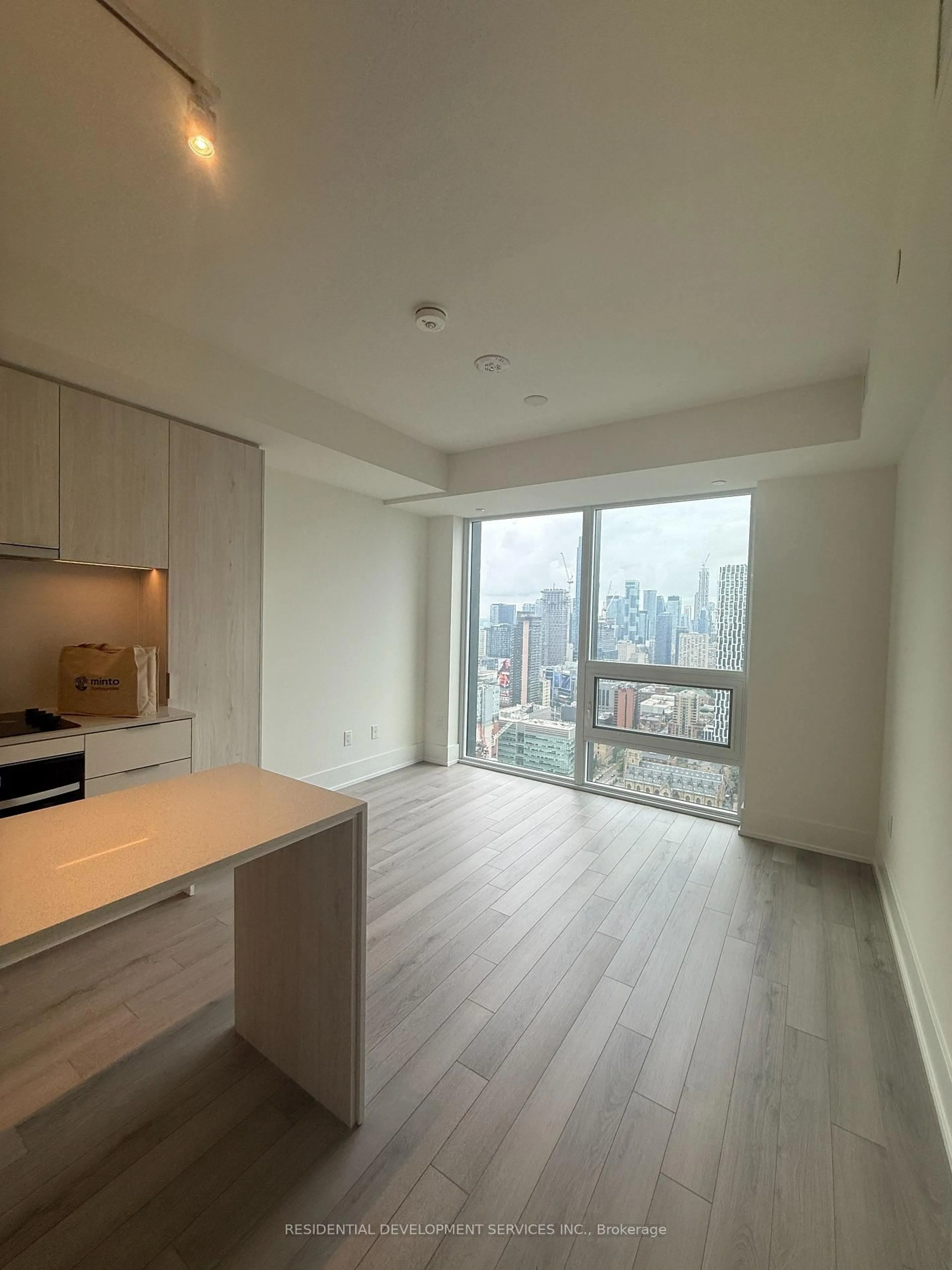 A pic of a room for 89 Church St #4604, Toronto Ontario M5C 0B7