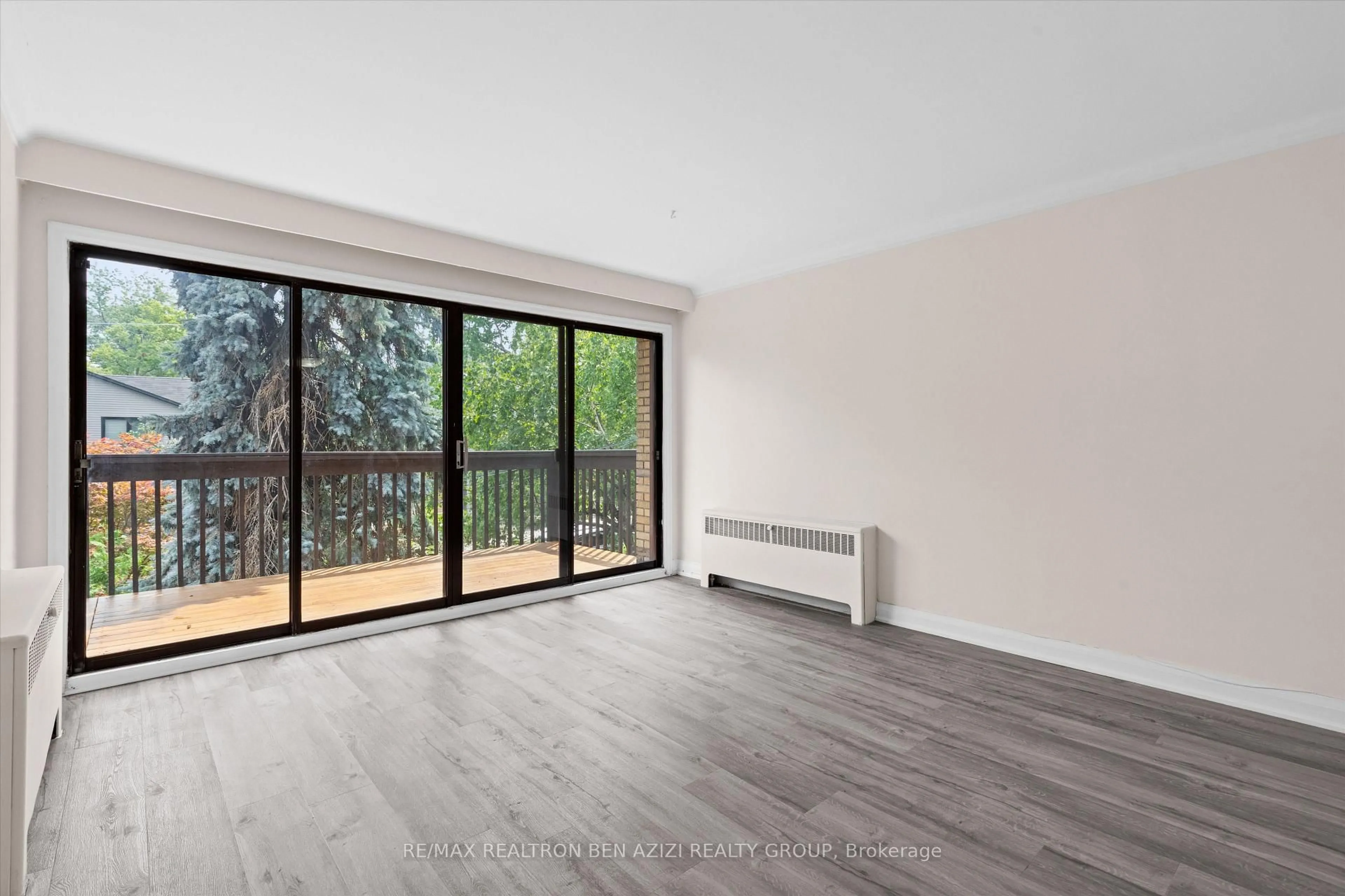 A pic of a room for 304 Roselawn Ave, Toronto Ontario M4R 1G1