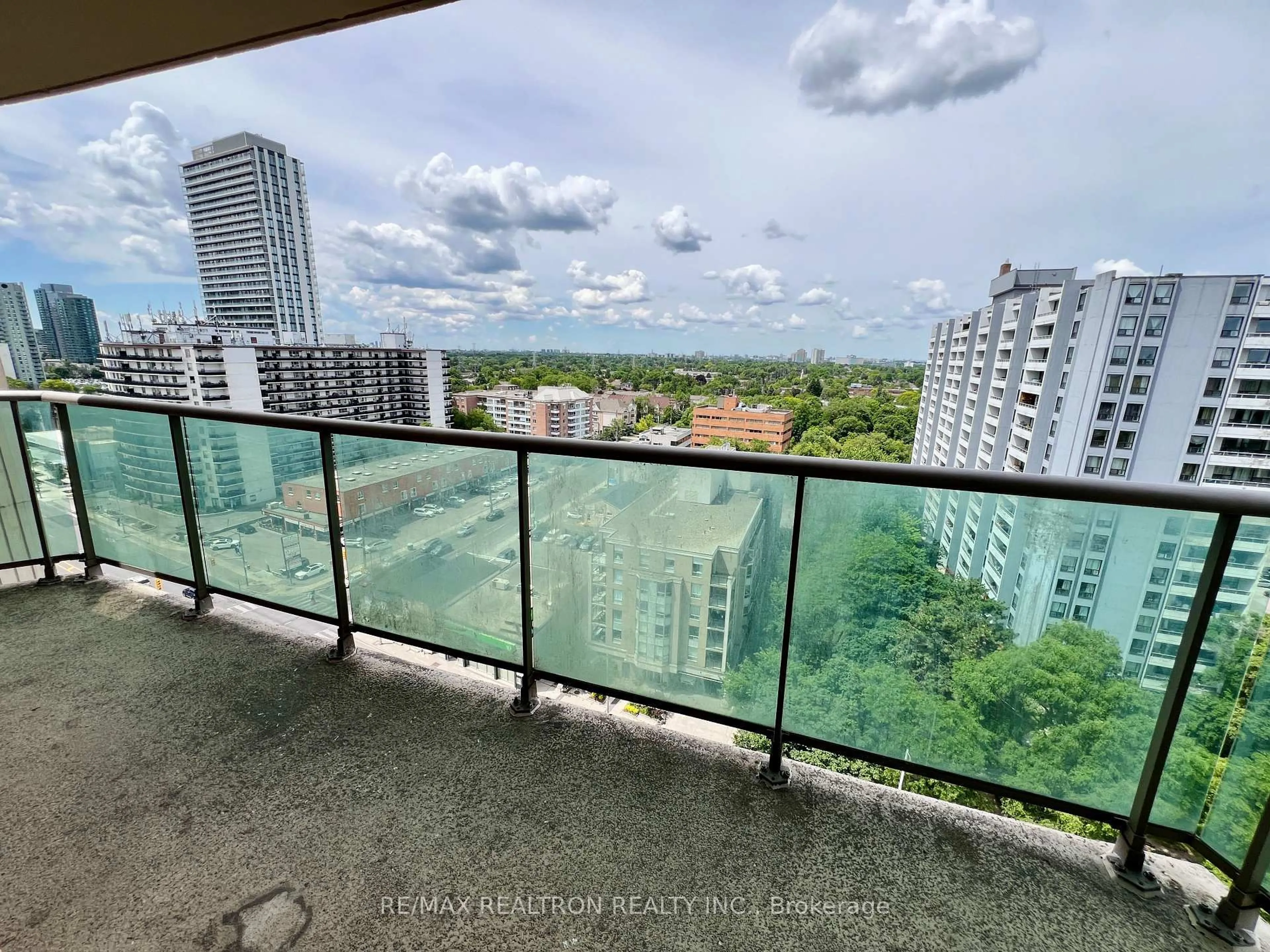 Balcony in the apartment, city buildings view from balcony for 5949 Yonge St #1608, Toronto Ontario M2M 3V8